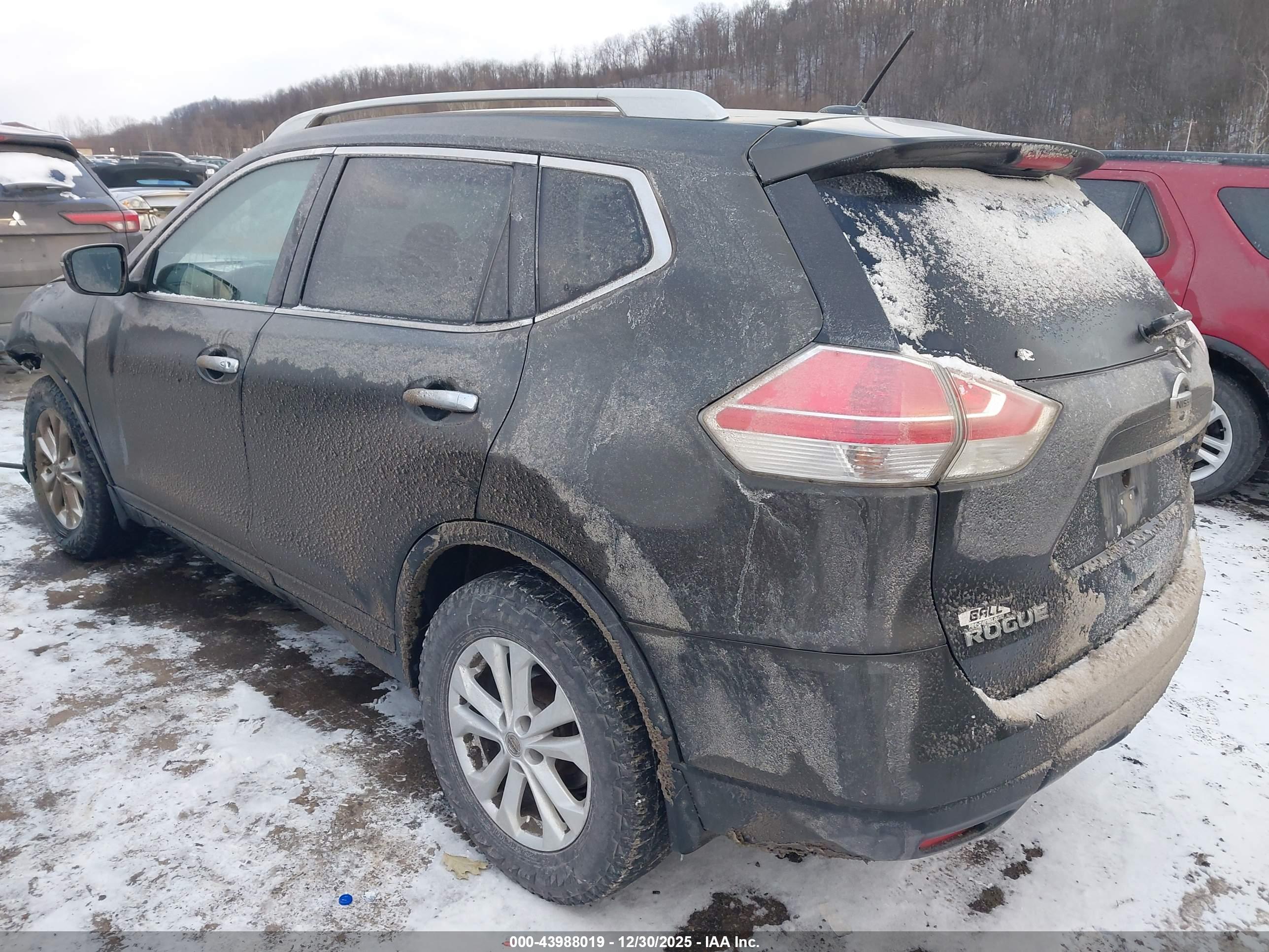 NISSAN ROGUE image 3