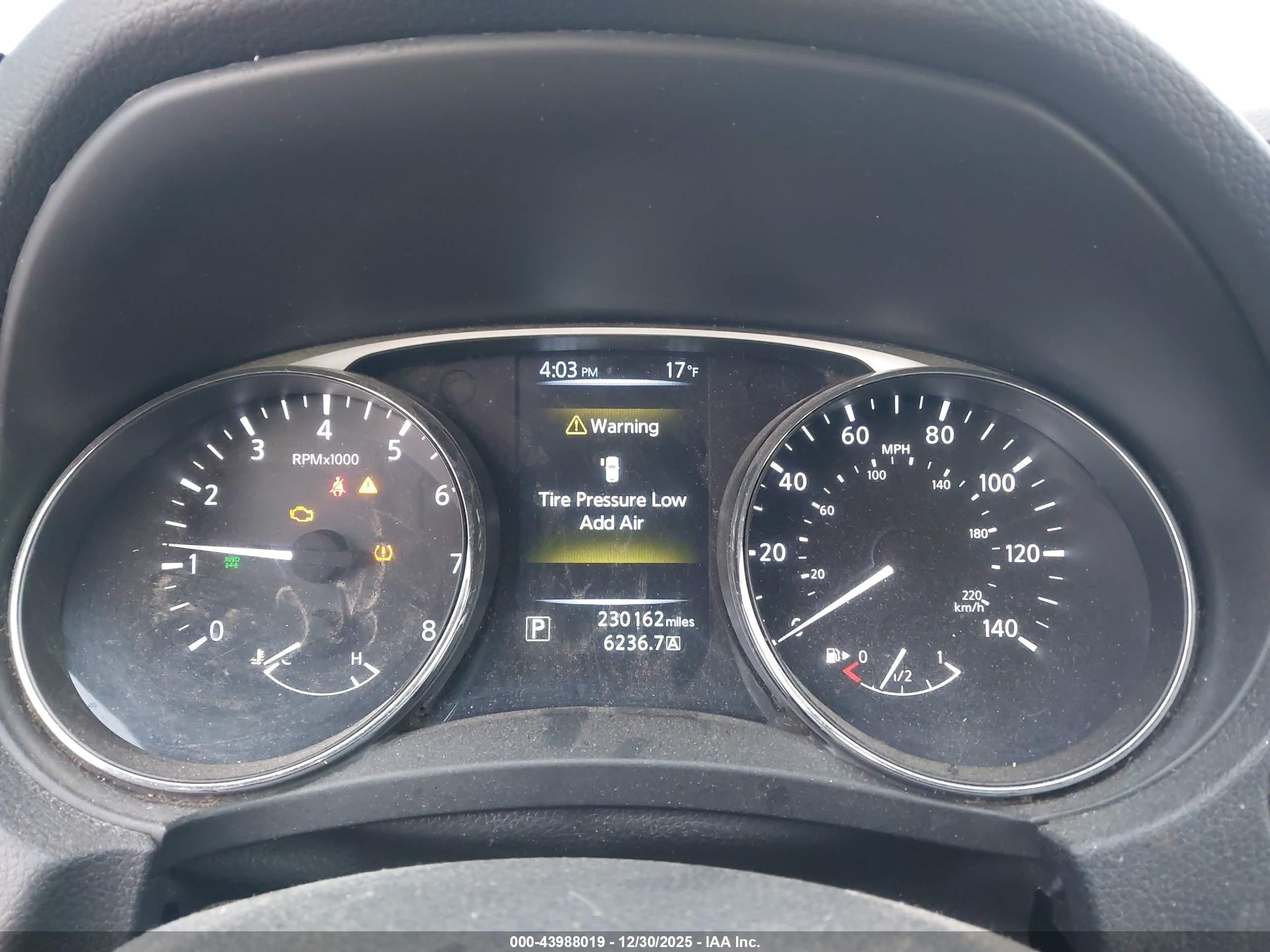NISSAN ROGUE image 7