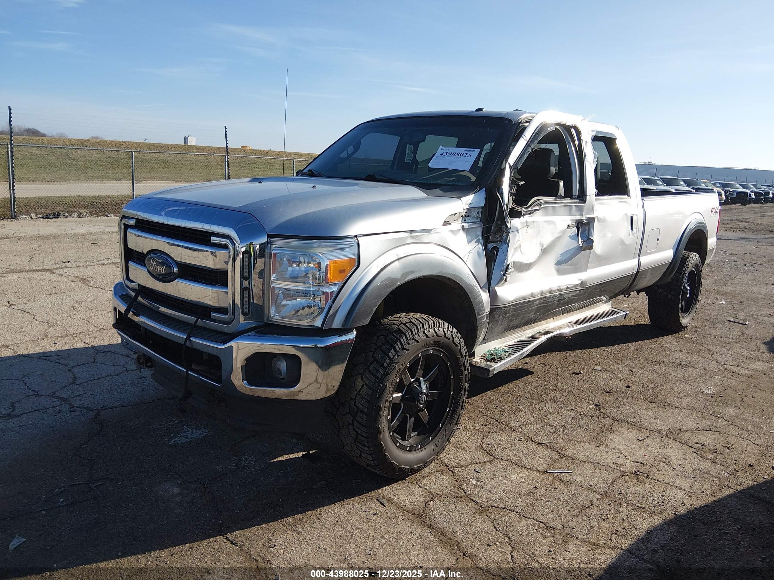 FORD F-350 image 2