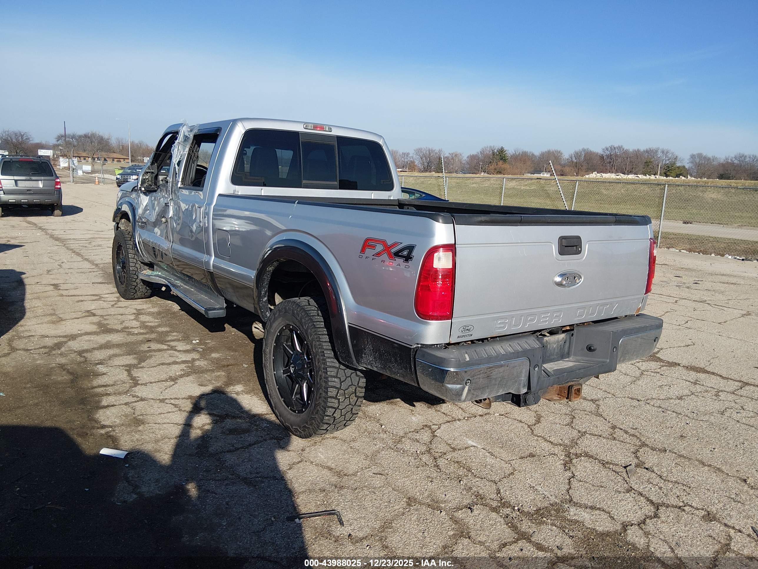 FORD F-350 image 3