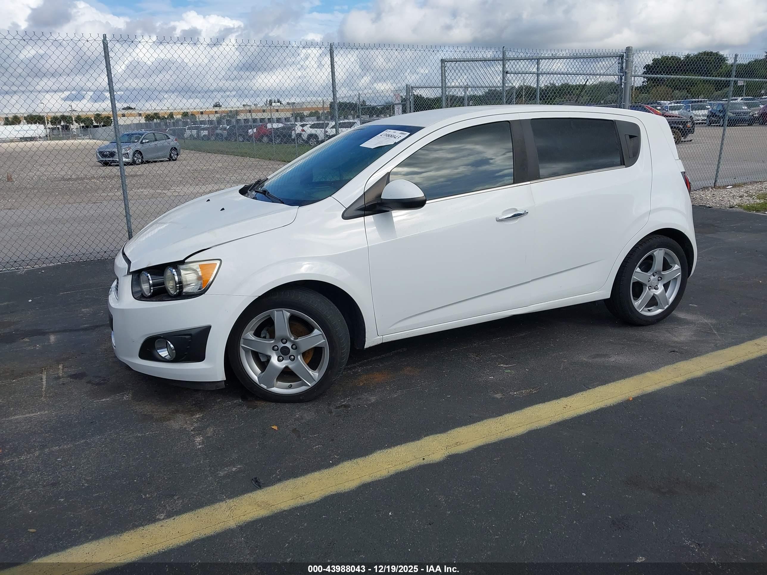 CHEVROLET SONIC image 2