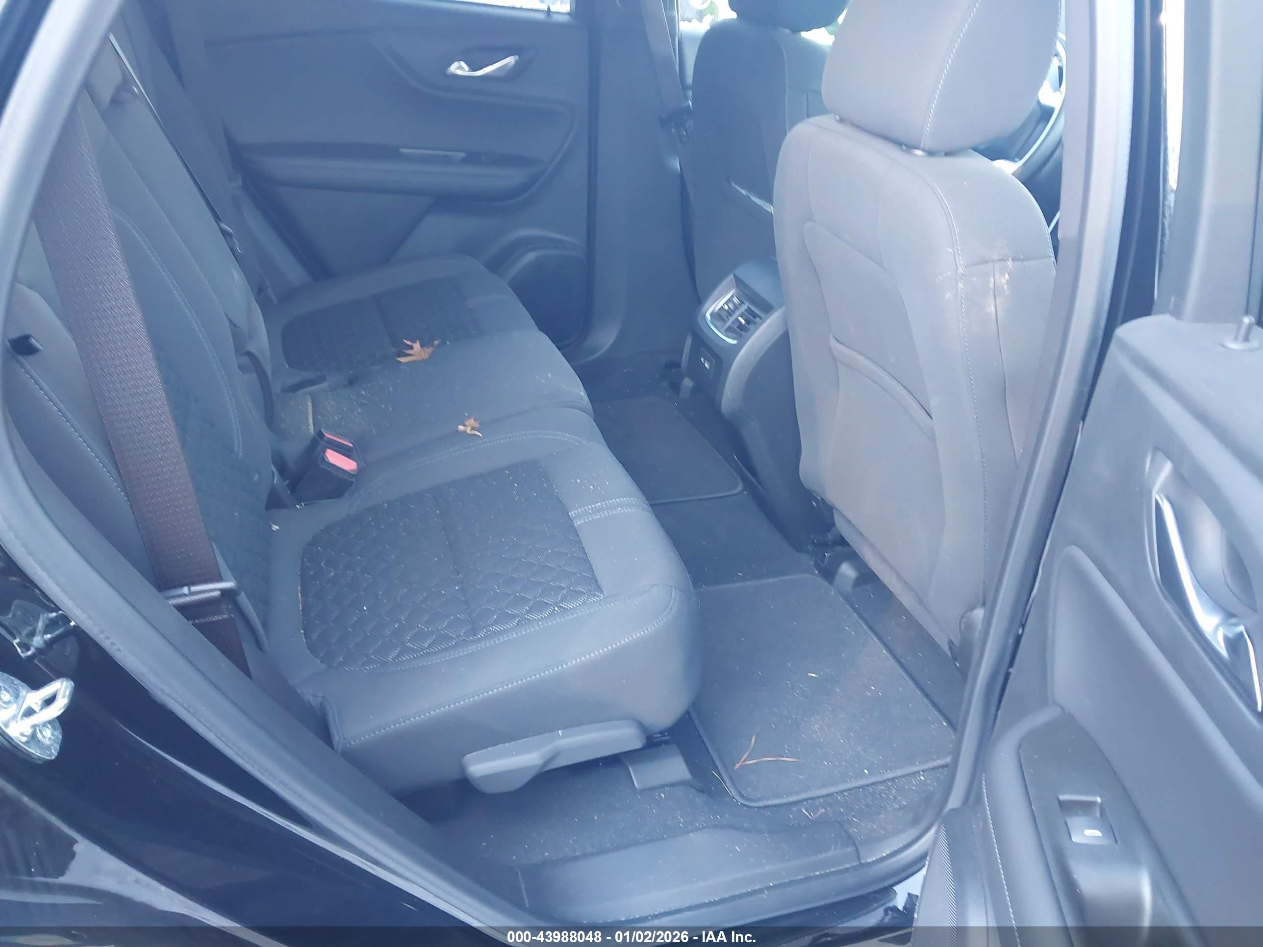 CHEVROLET BLAZER image 8