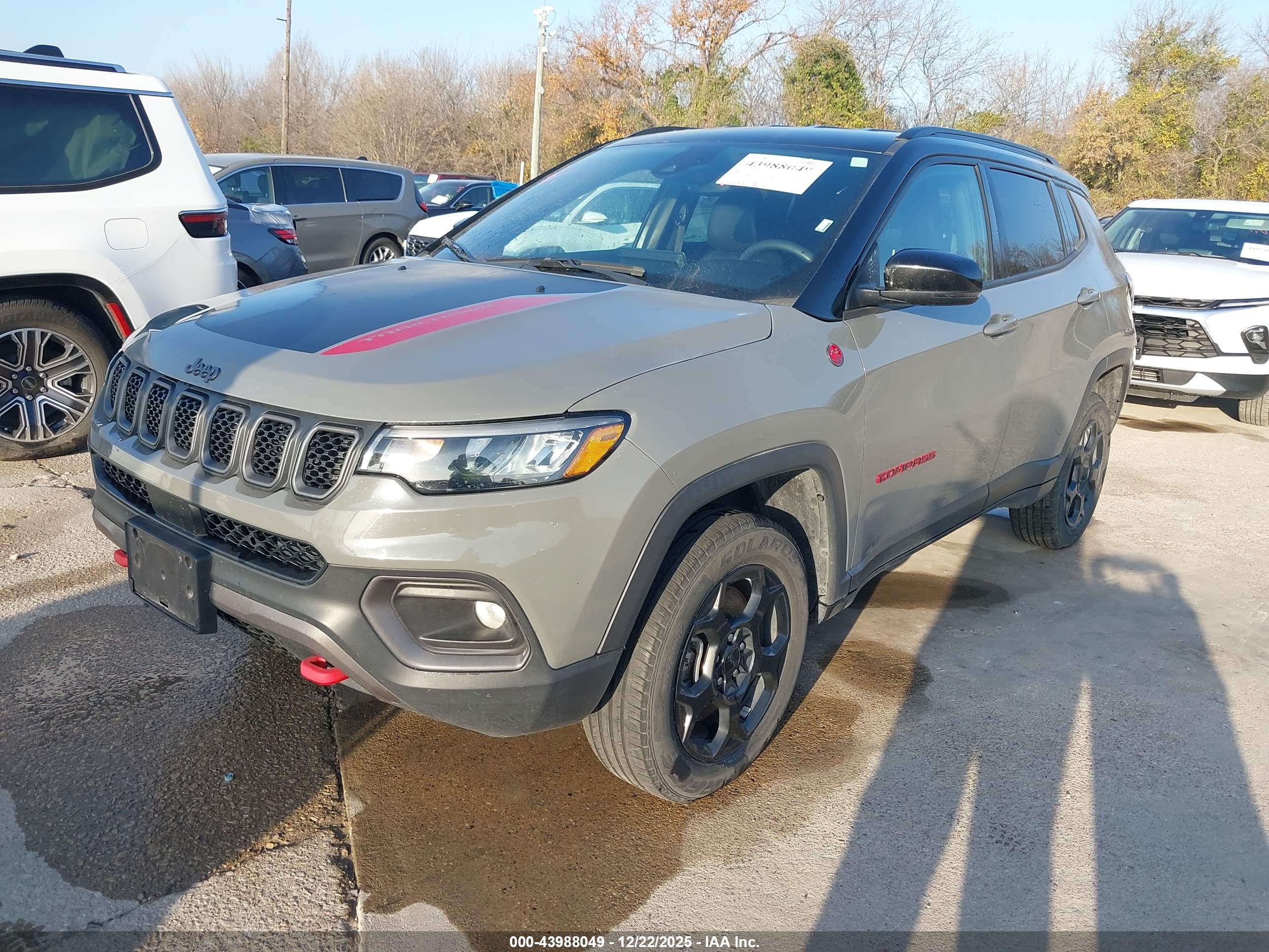 JEEP COMPASS image 2