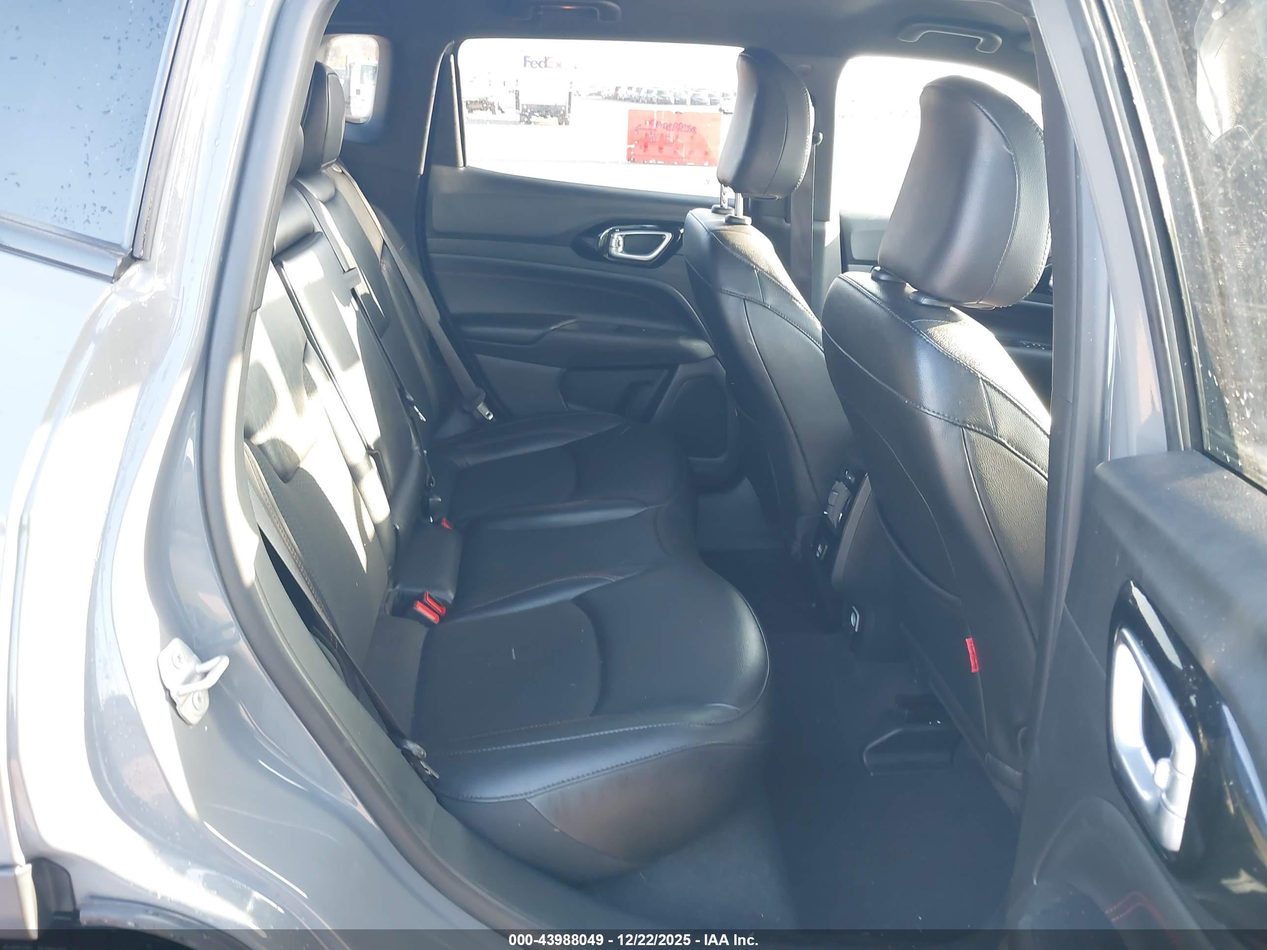 JEEP COMPASS image 8