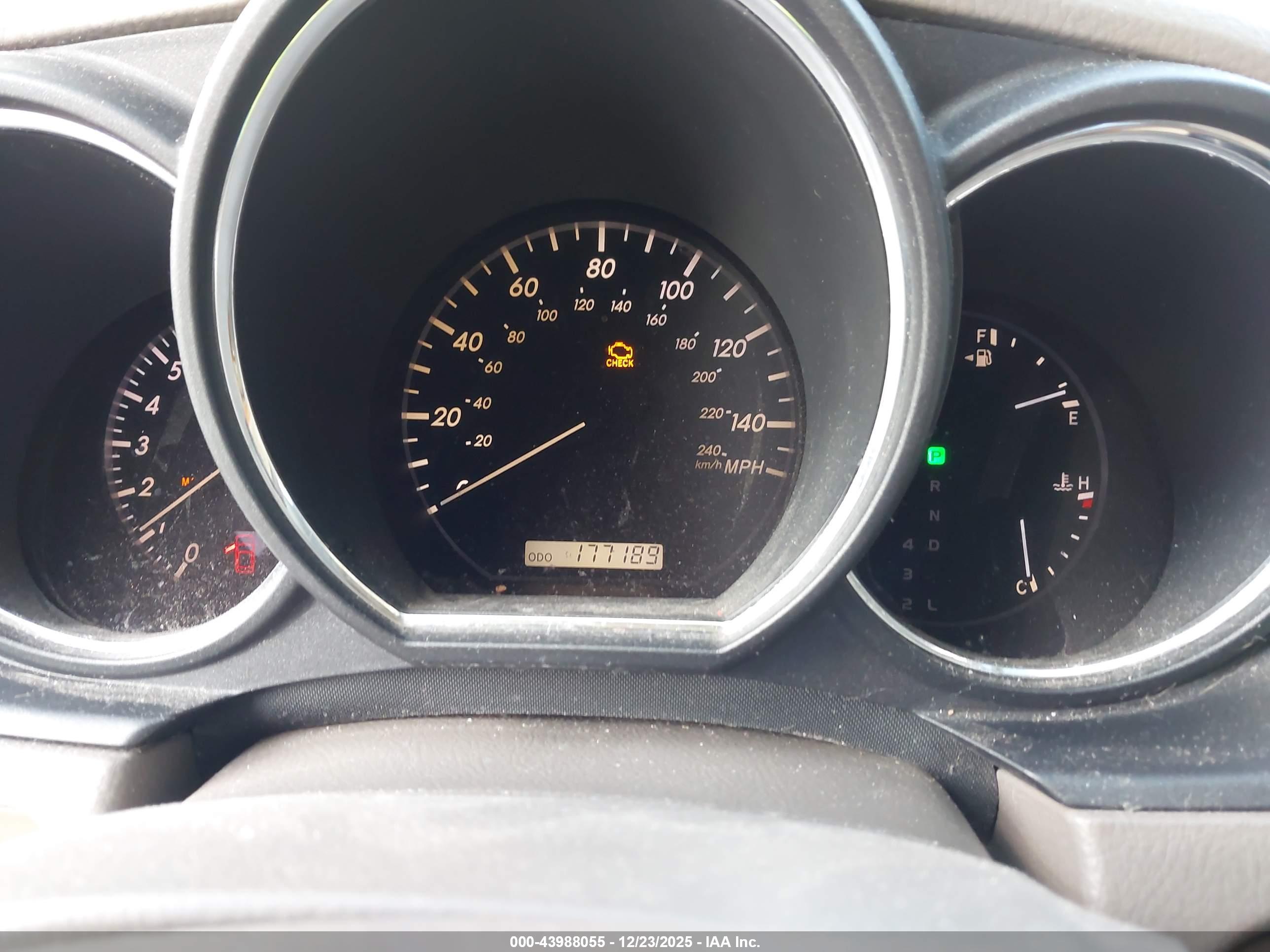 LEXUS RX image 7