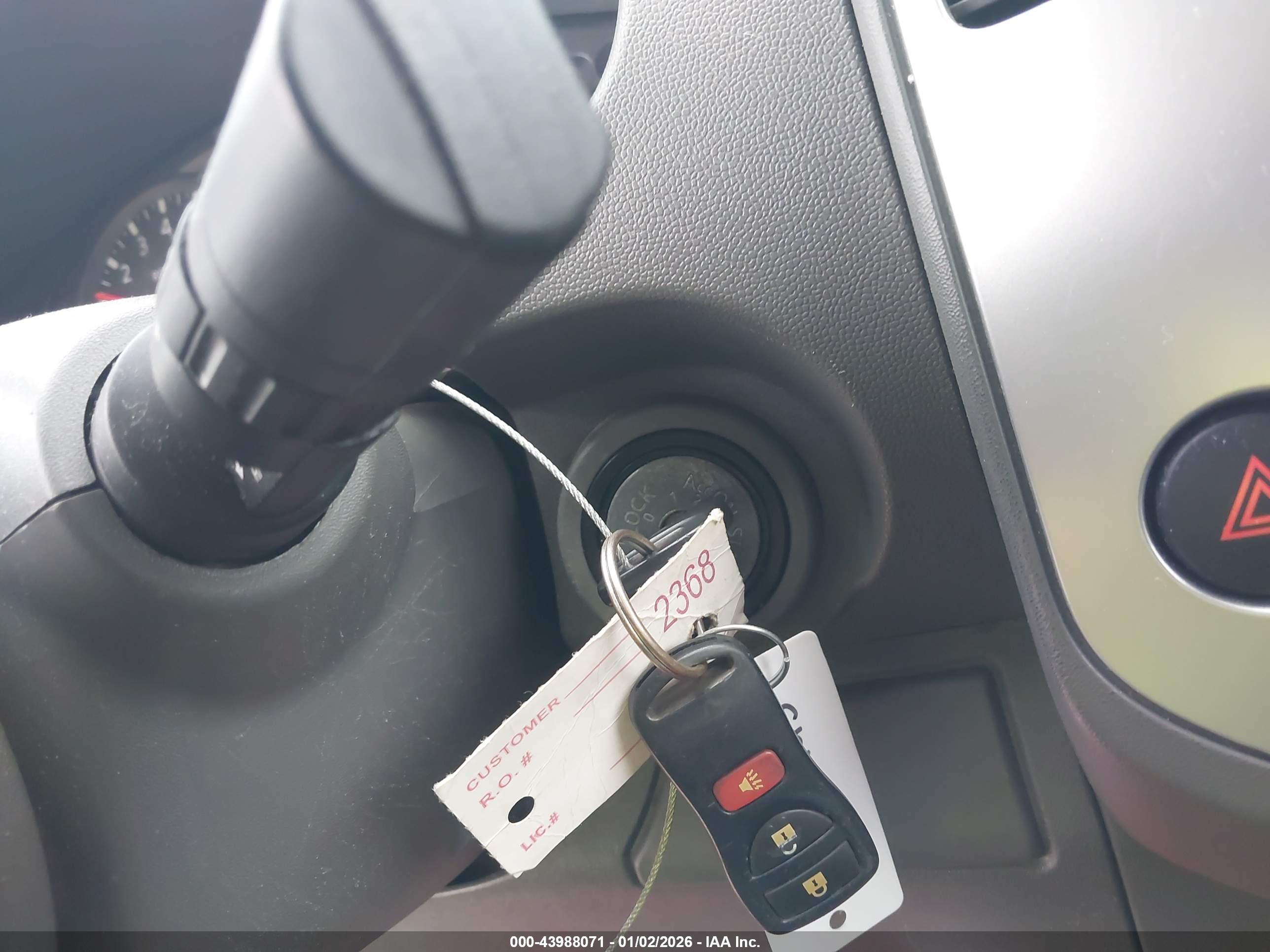 NISSAN FRONTIER image 11