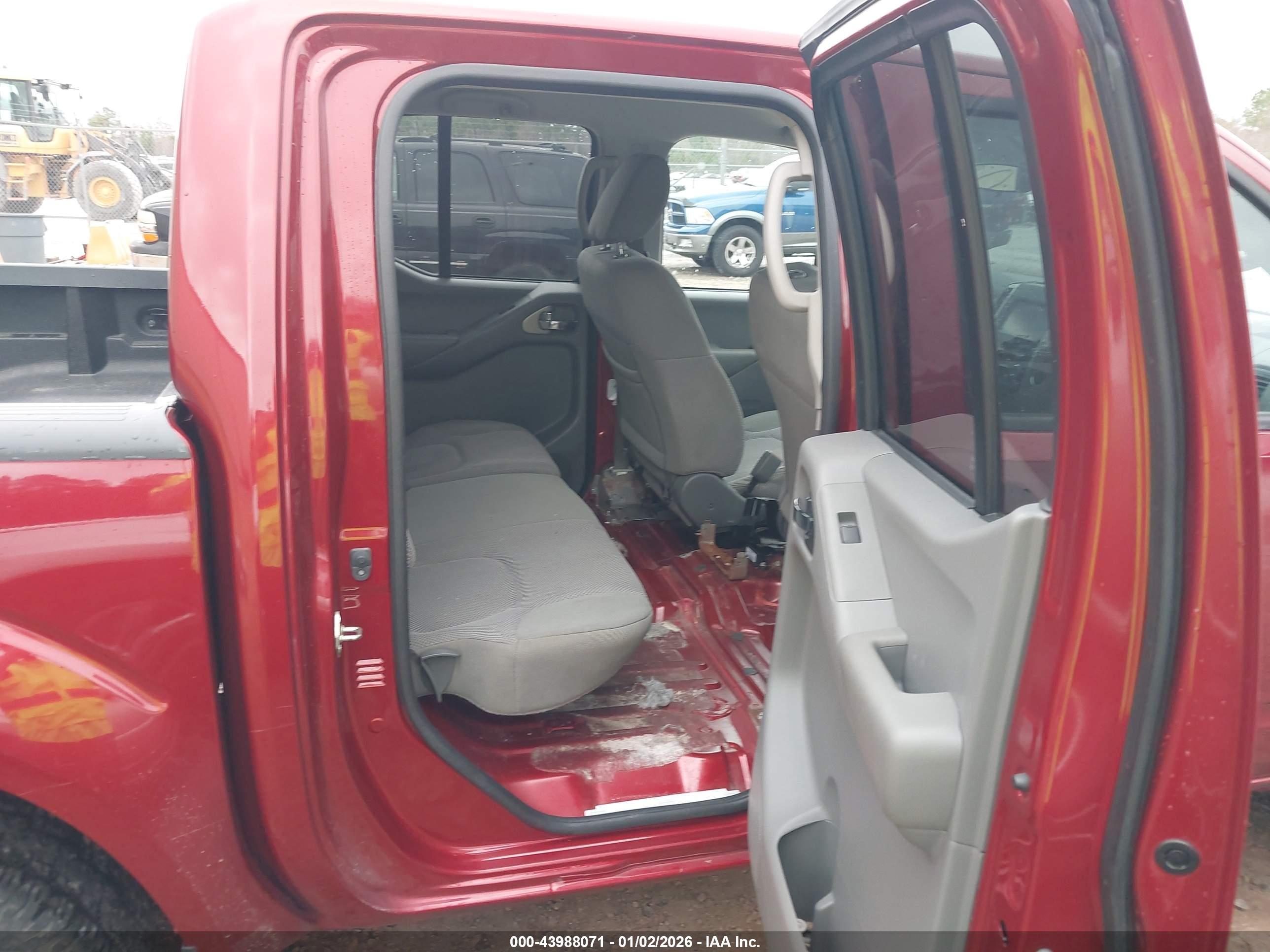 NISSAN FRONTIER image 8
