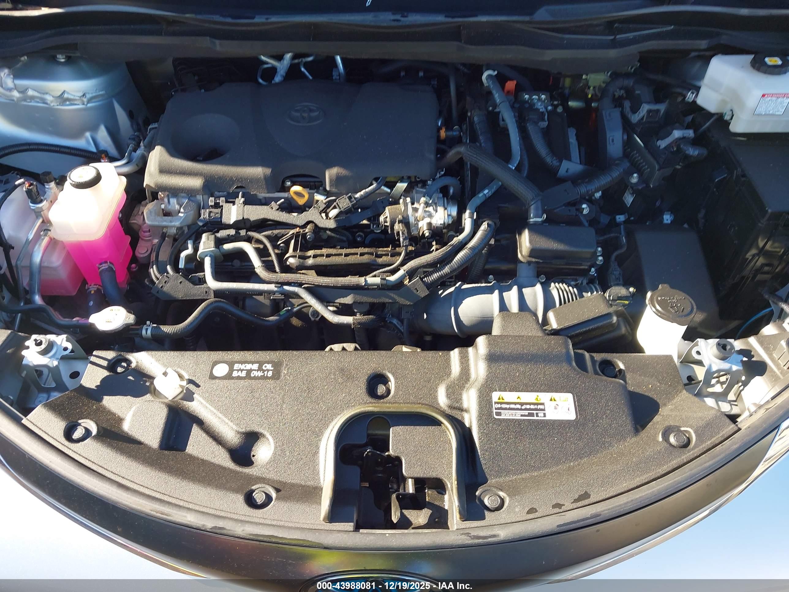 TOYOTA SIENNA image 10