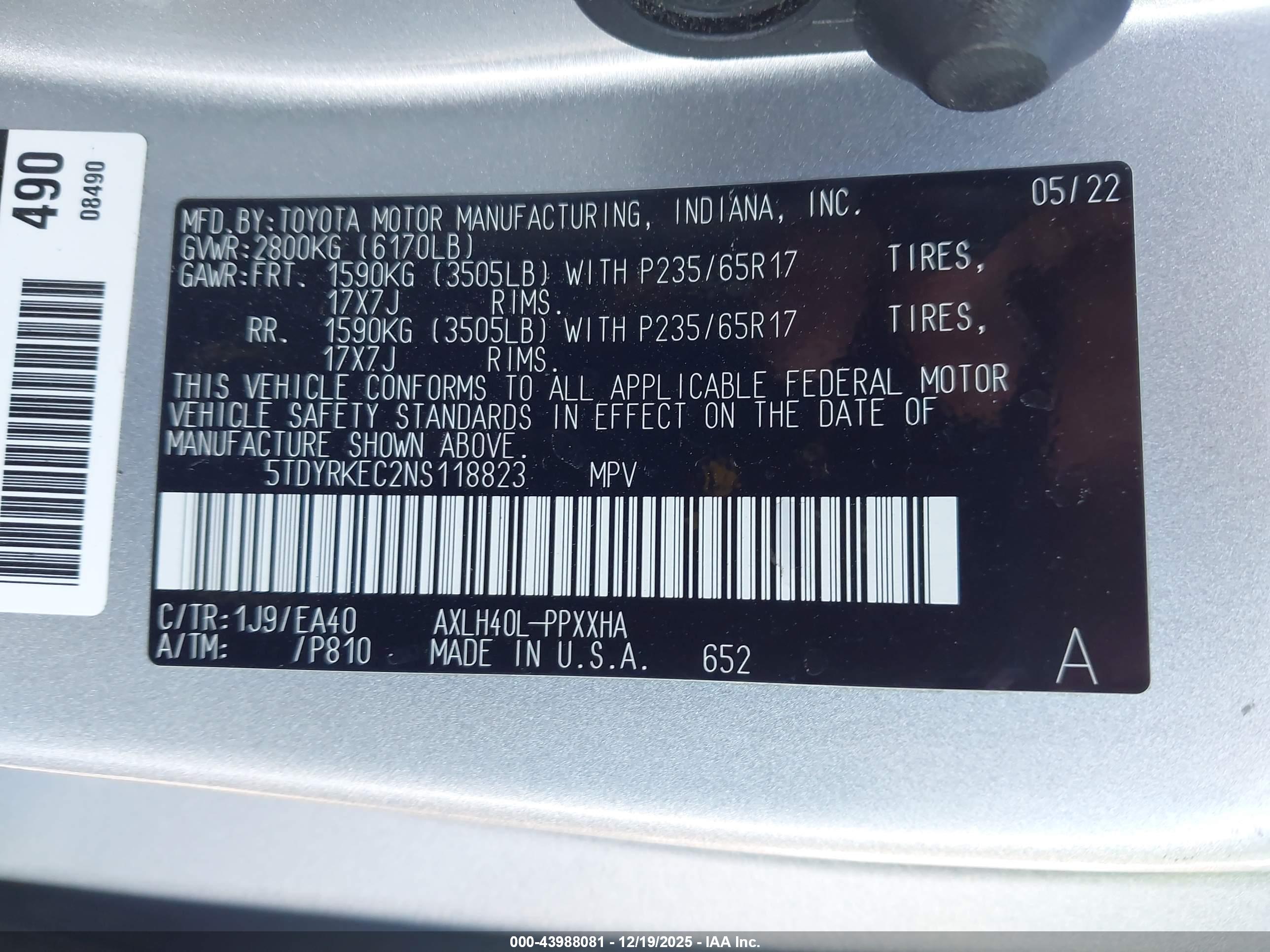 TOYOTA SIENNA image 9