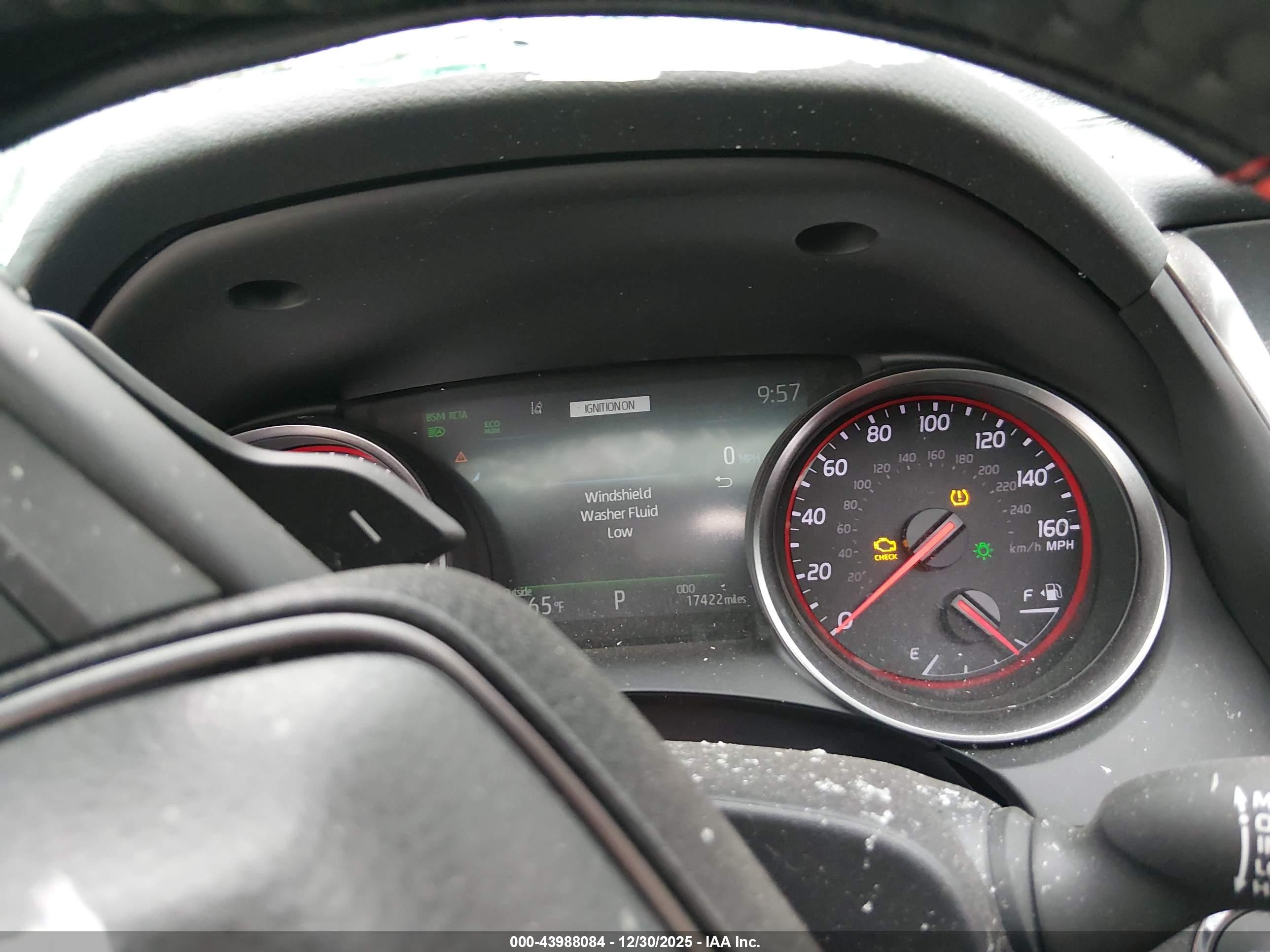 TOYOTA CAMRY image 7