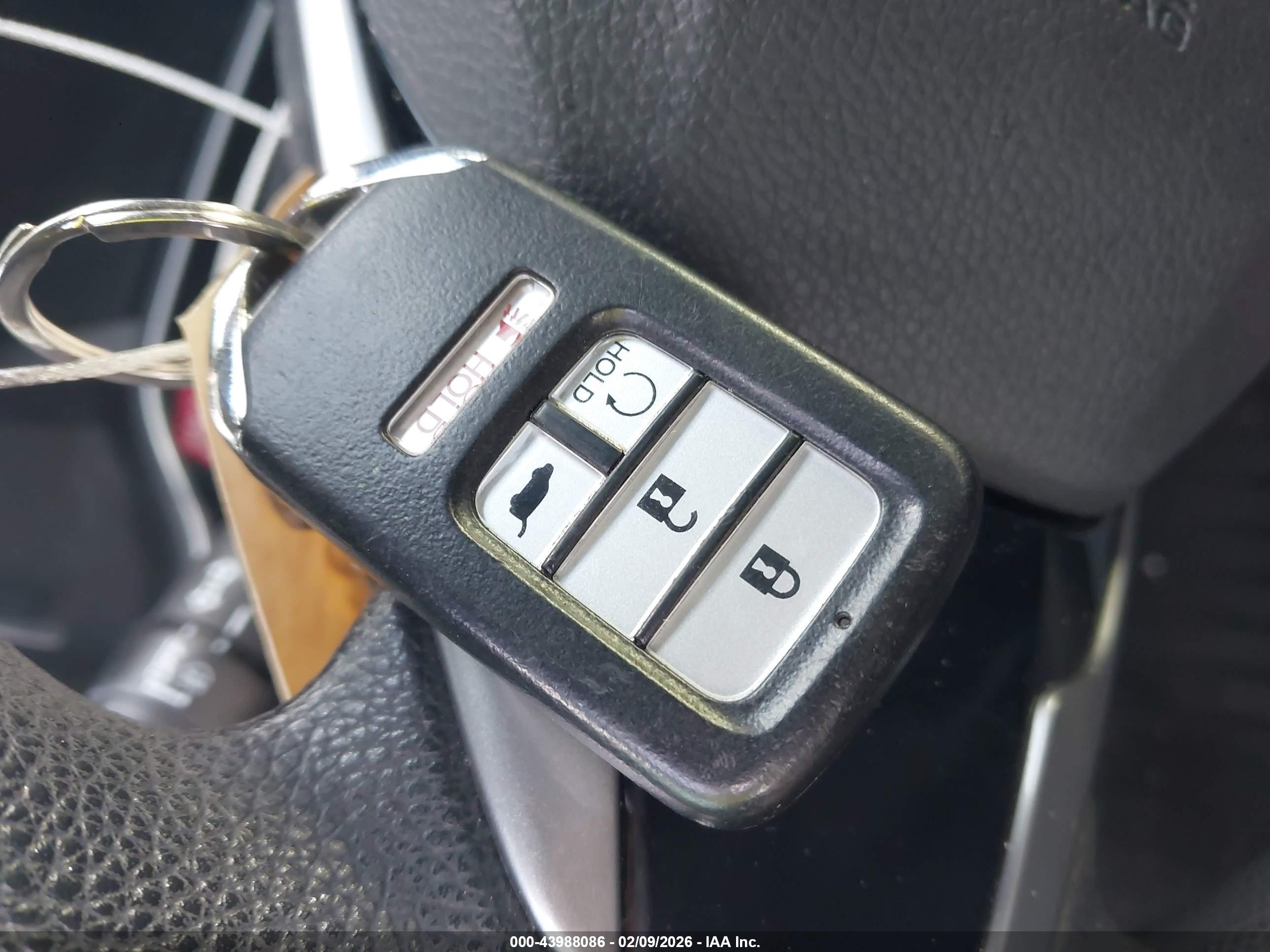 HONDA CR-V image 11