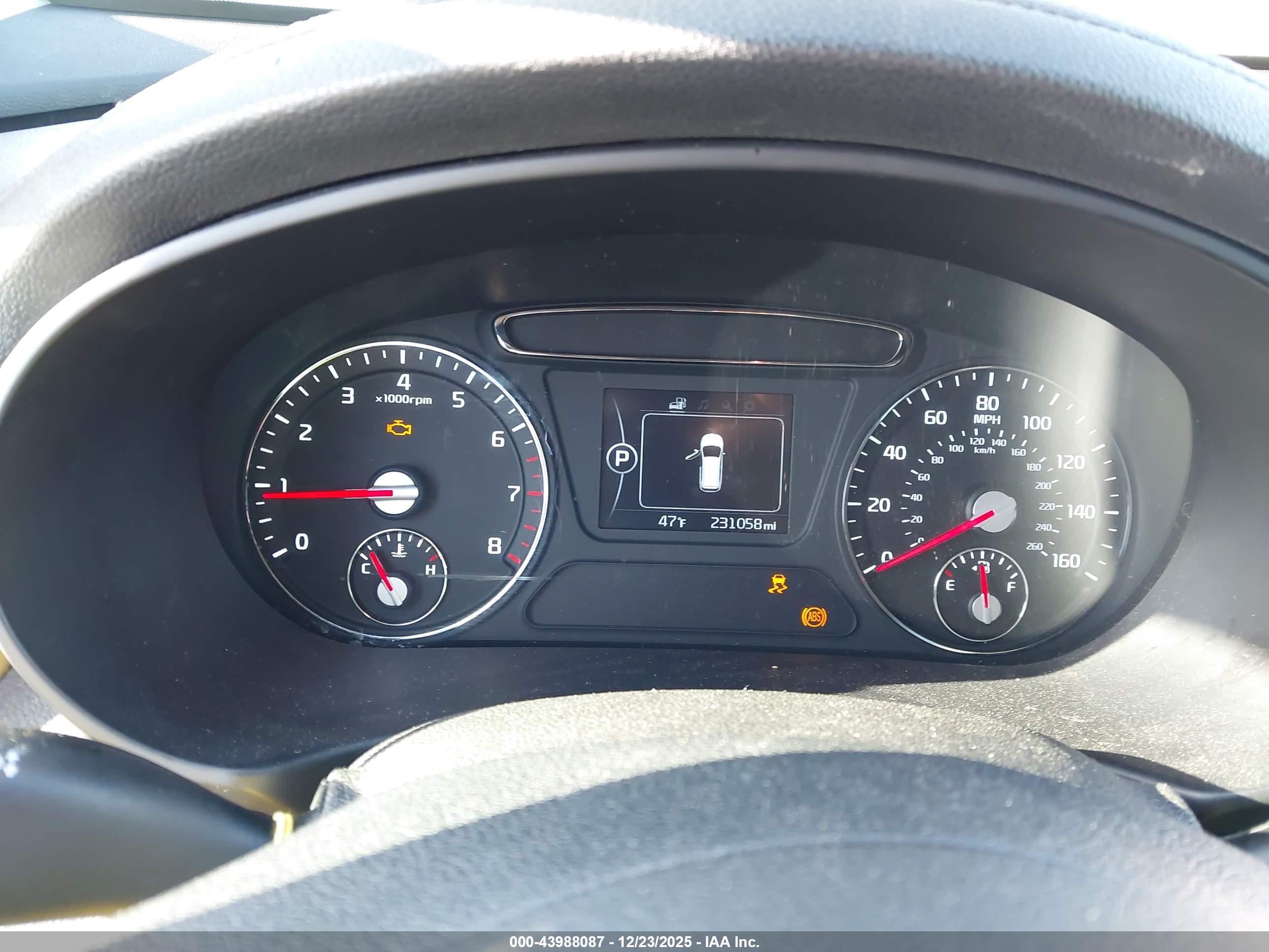 KIA SORENTO image 7