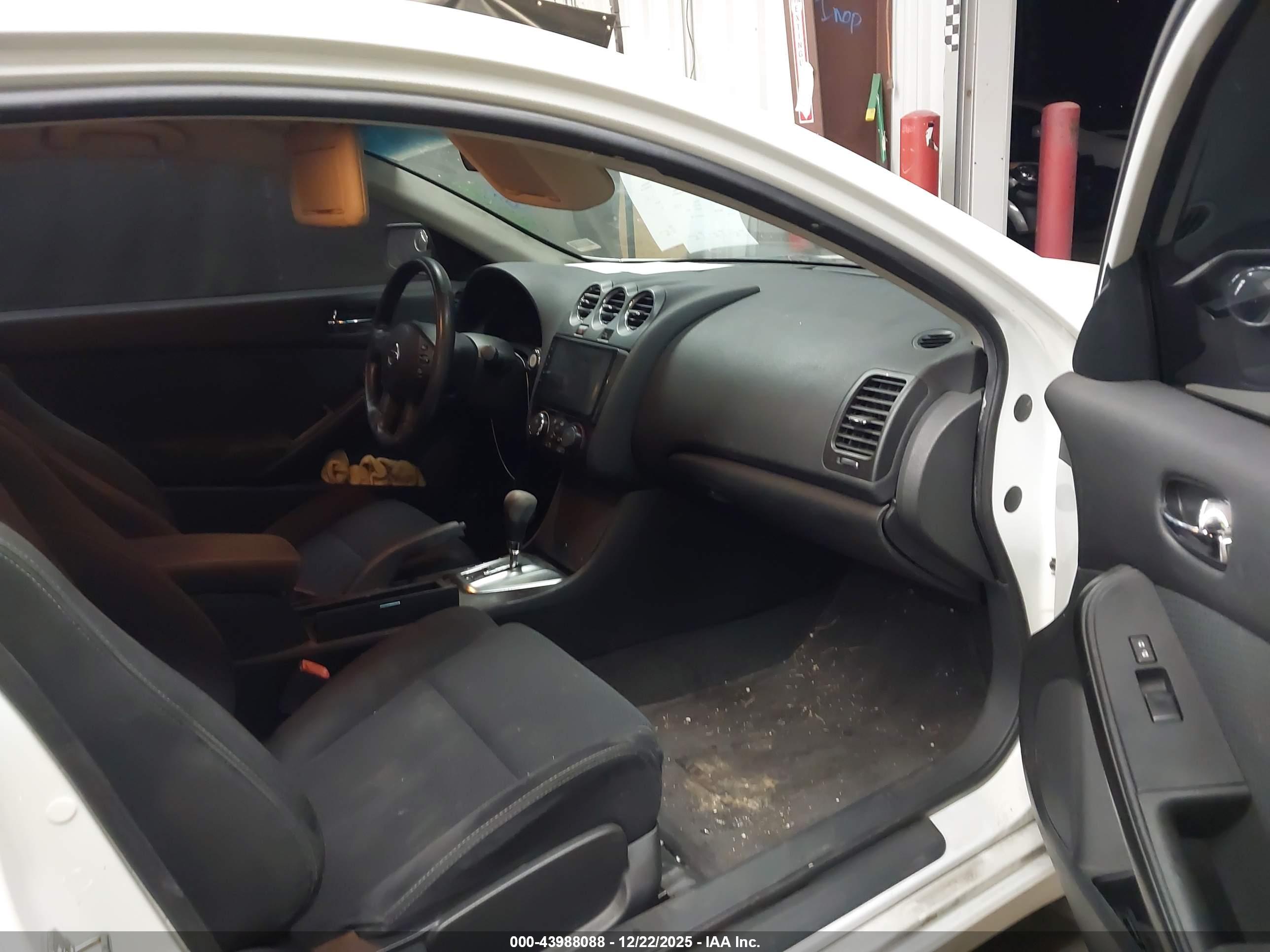 NISSAN ALTIMA image 5