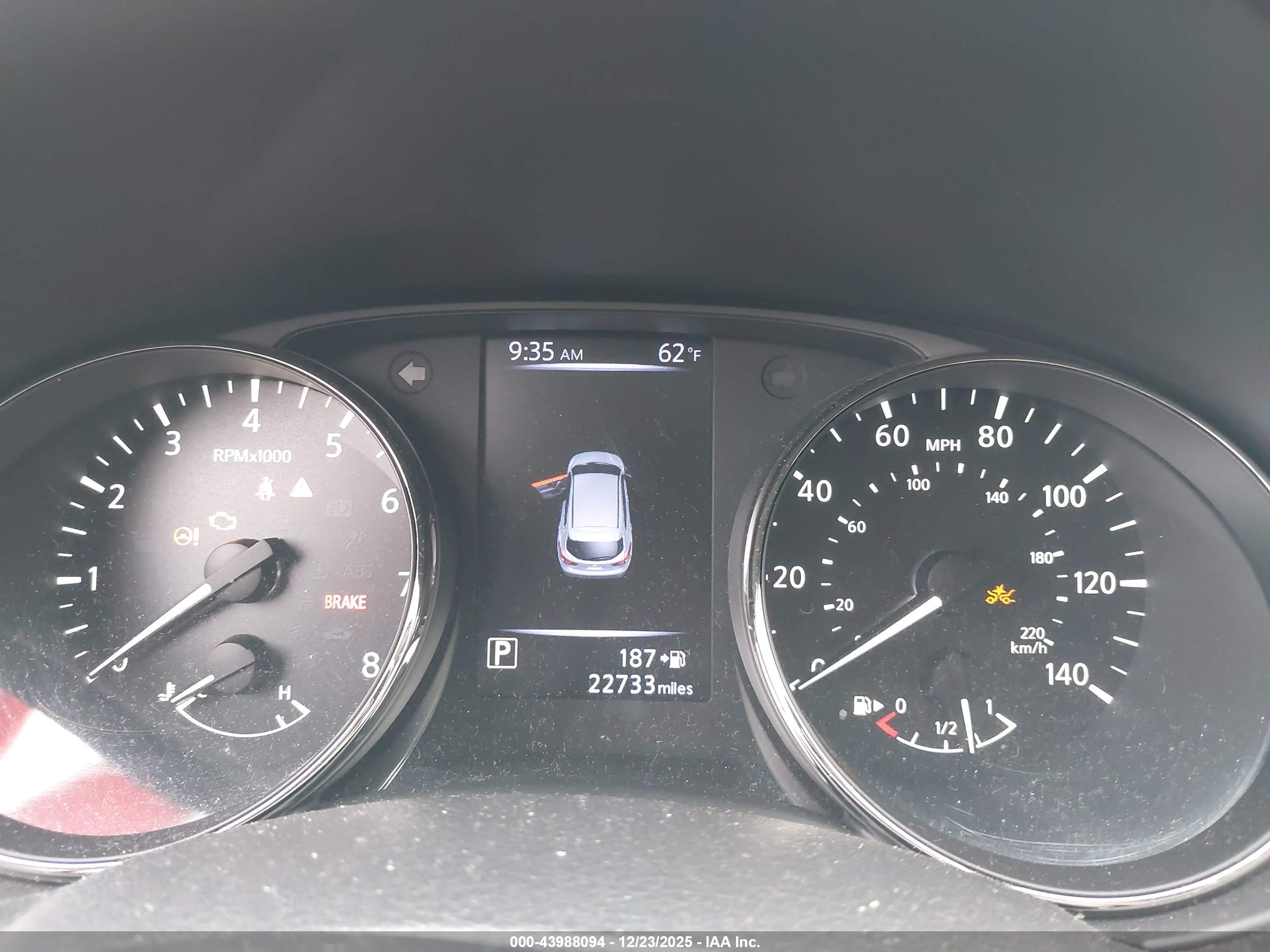 NISSAN ROGUE image 7