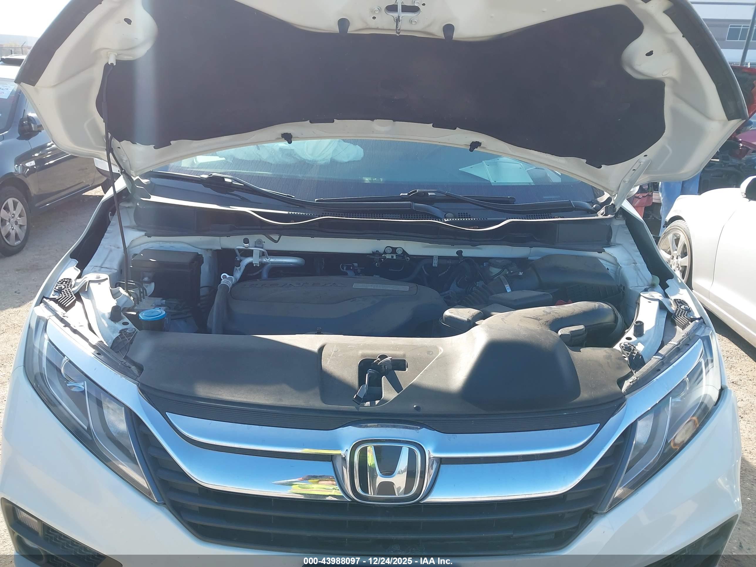 HONDA ODYSSEY image 10