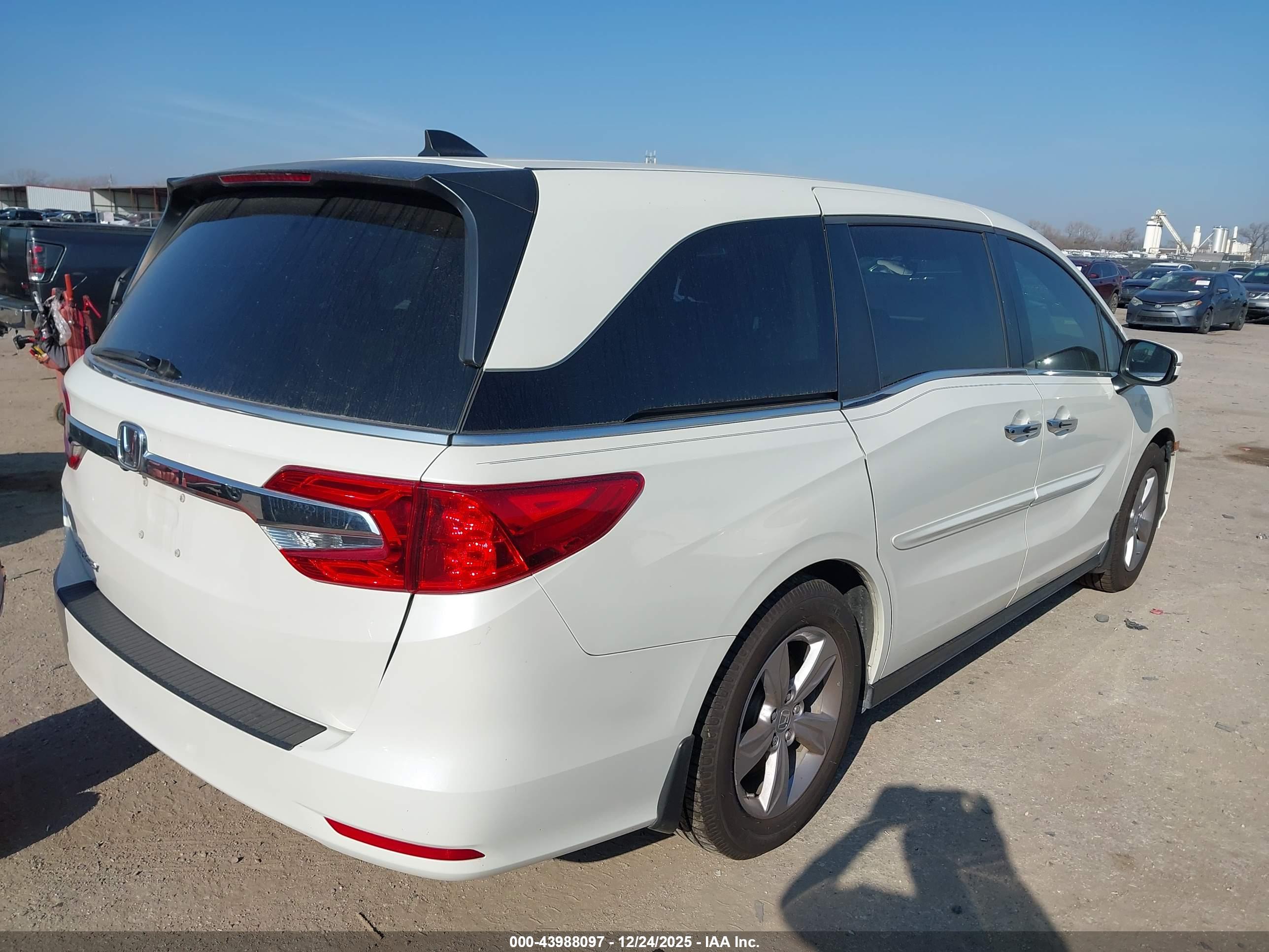 HONDA ODYSSEY image 4