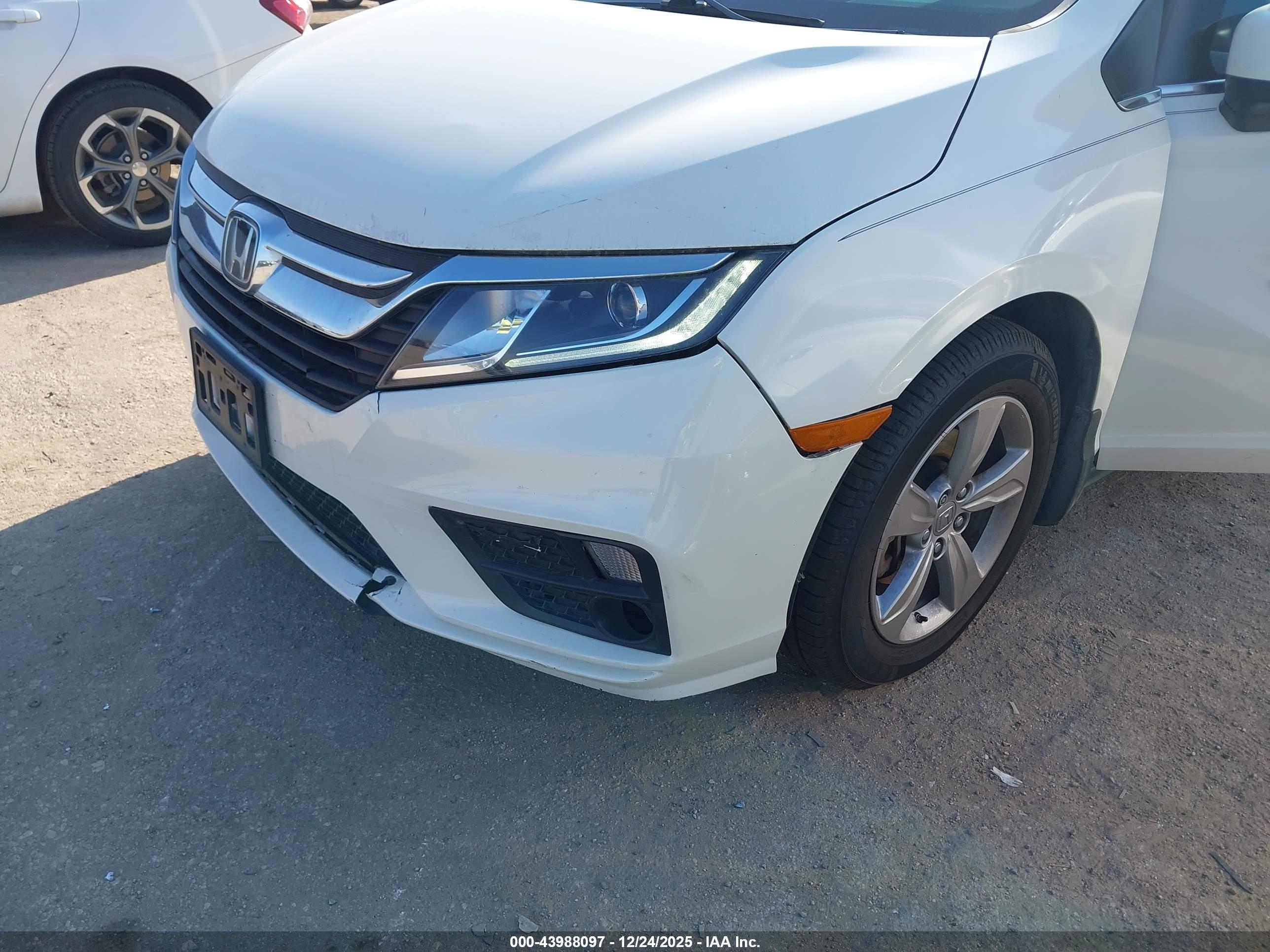 HONDA ODYSSEY image 6