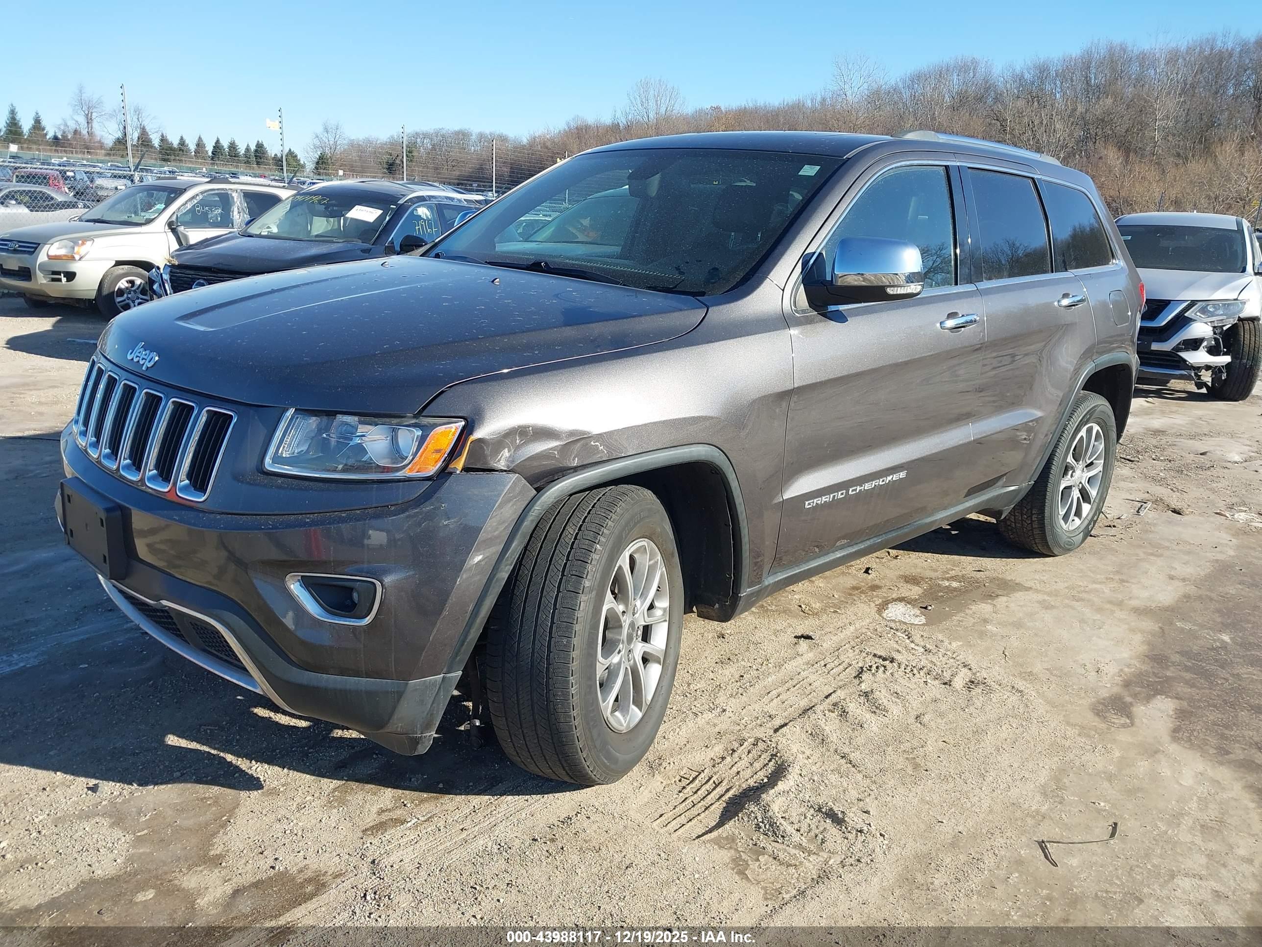 JEEP GRAND image 2