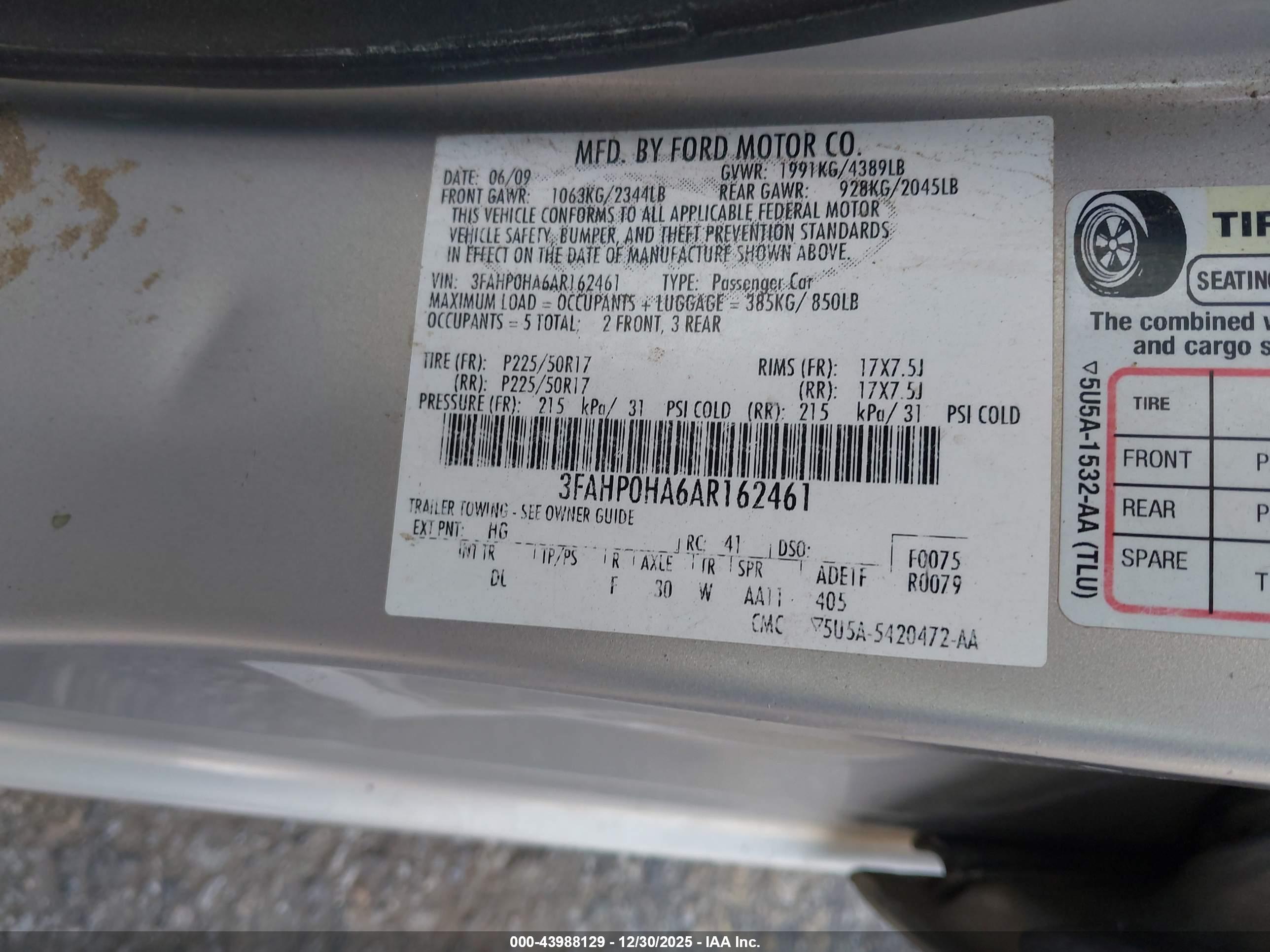 FORD FUSION image 9