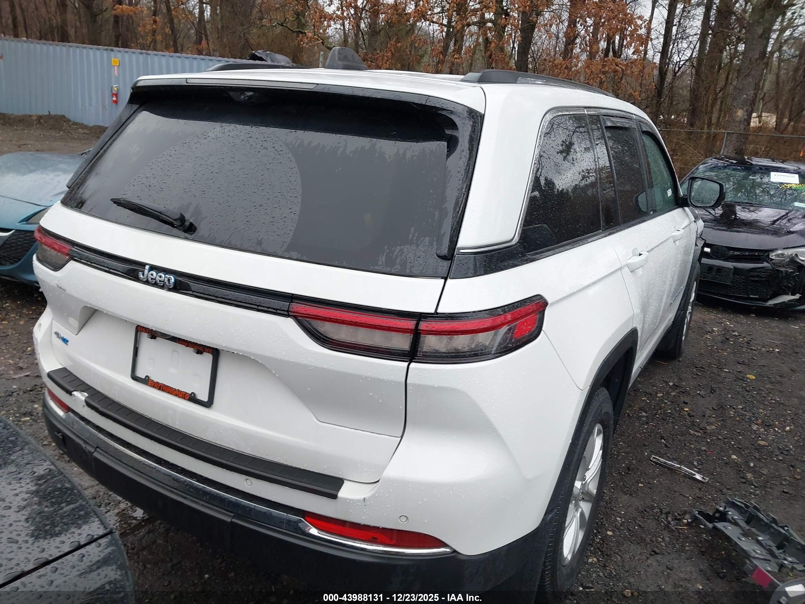 JEEP GRAND image 4