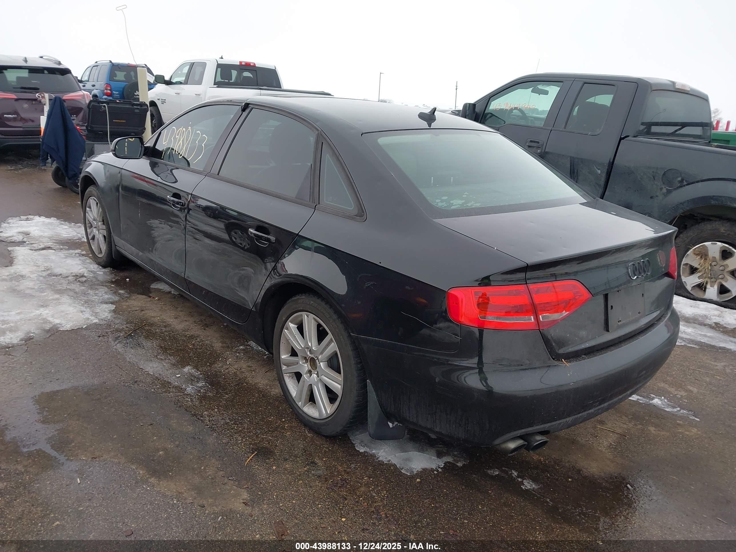 AUDI A4 image 3