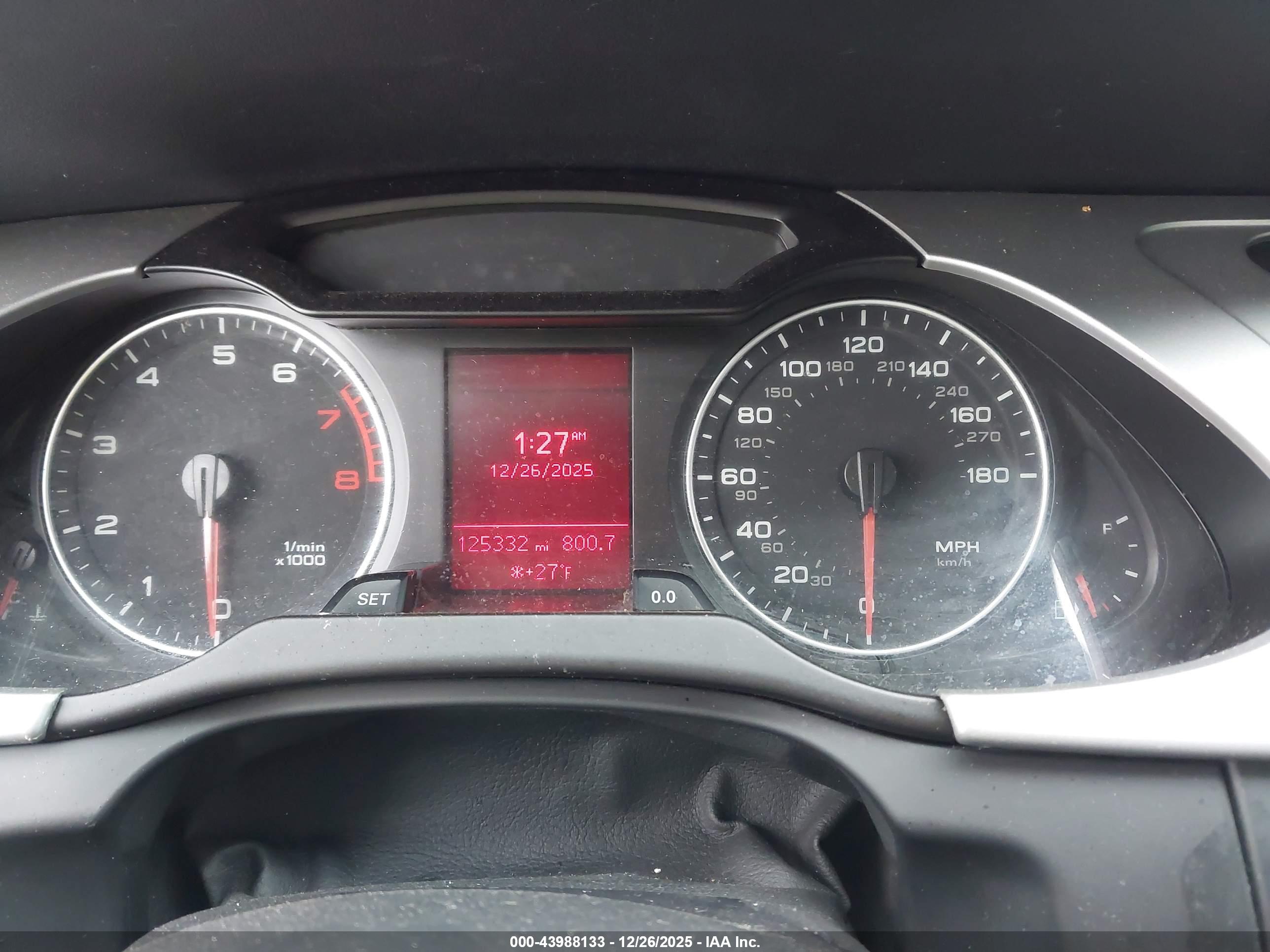 AUDI A4 image 7