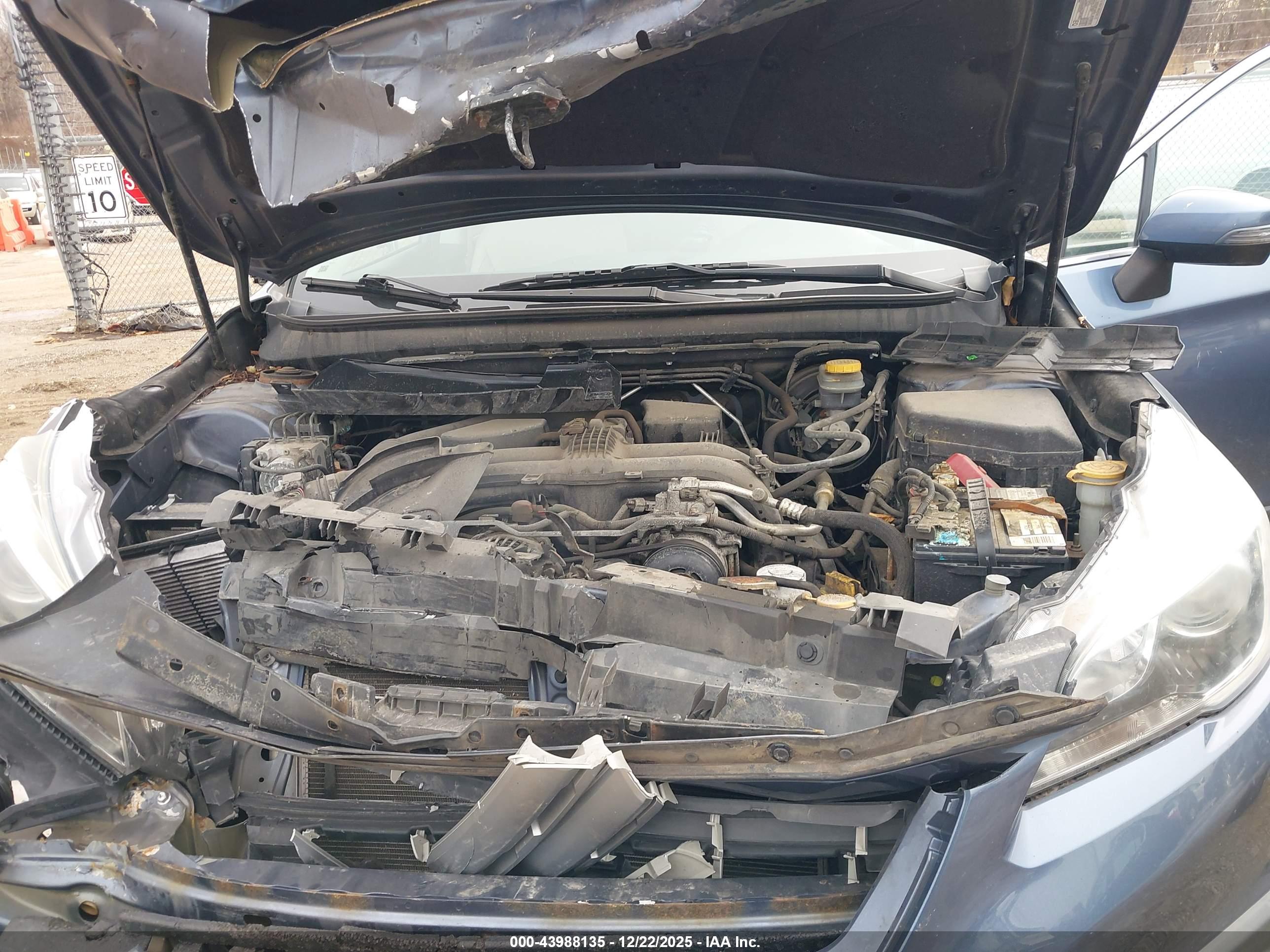 SUBARU OUTBACK image 10