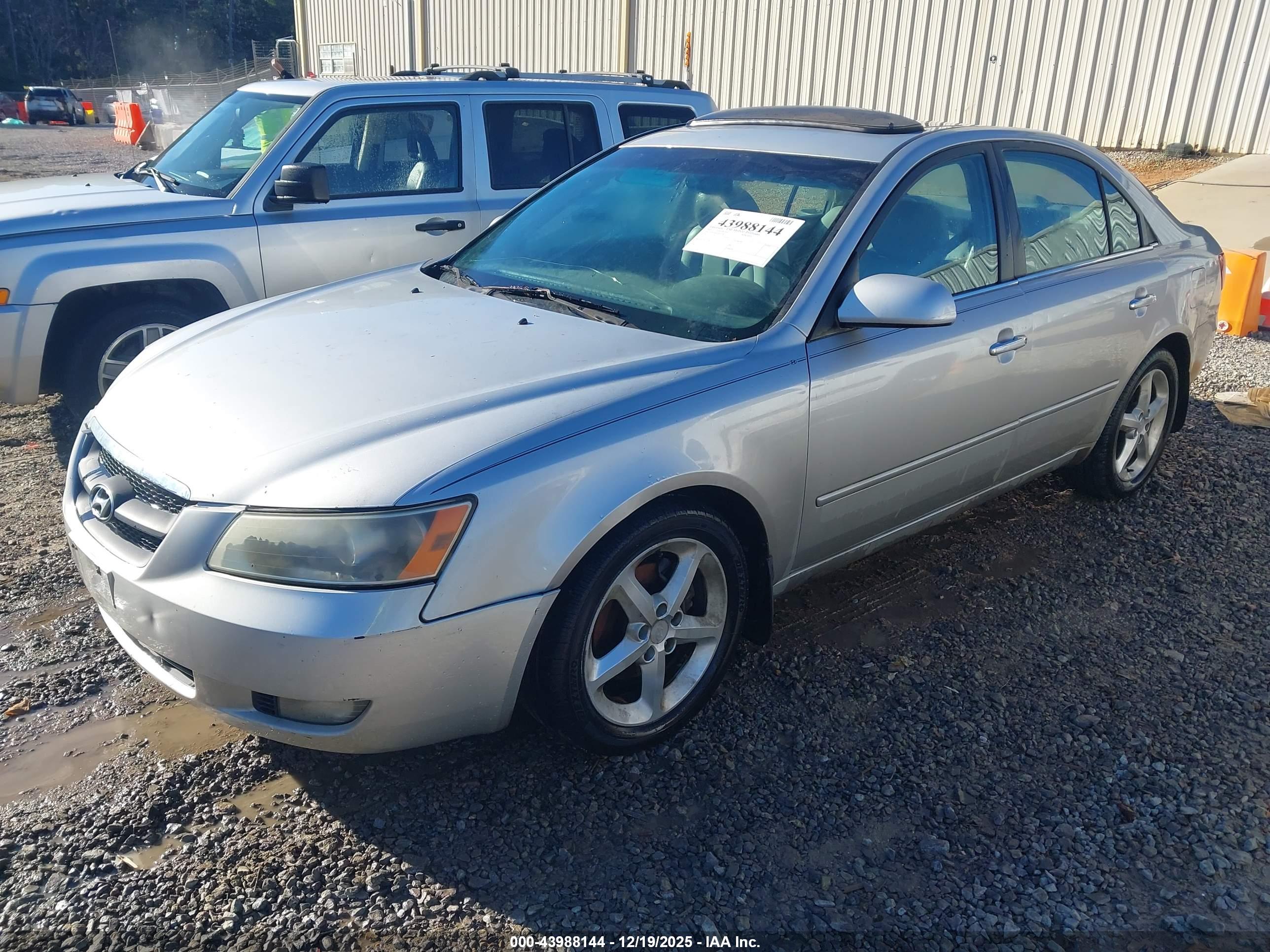 HYUNDAI SONATA image 2