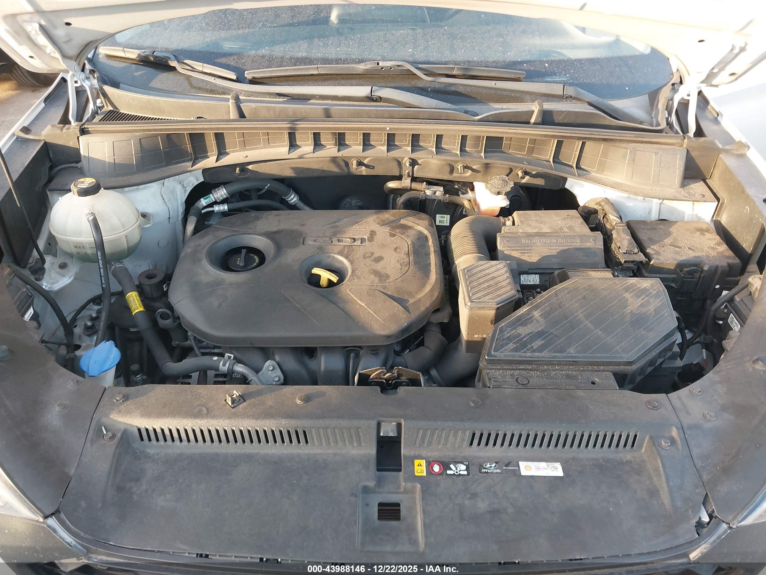 HYUNDAI TUCSON image 10
