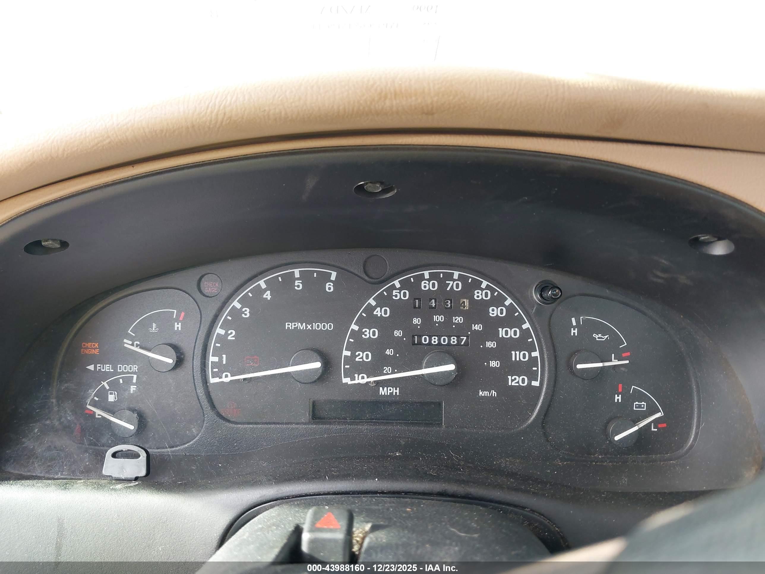 MAZDA B2500 image 7