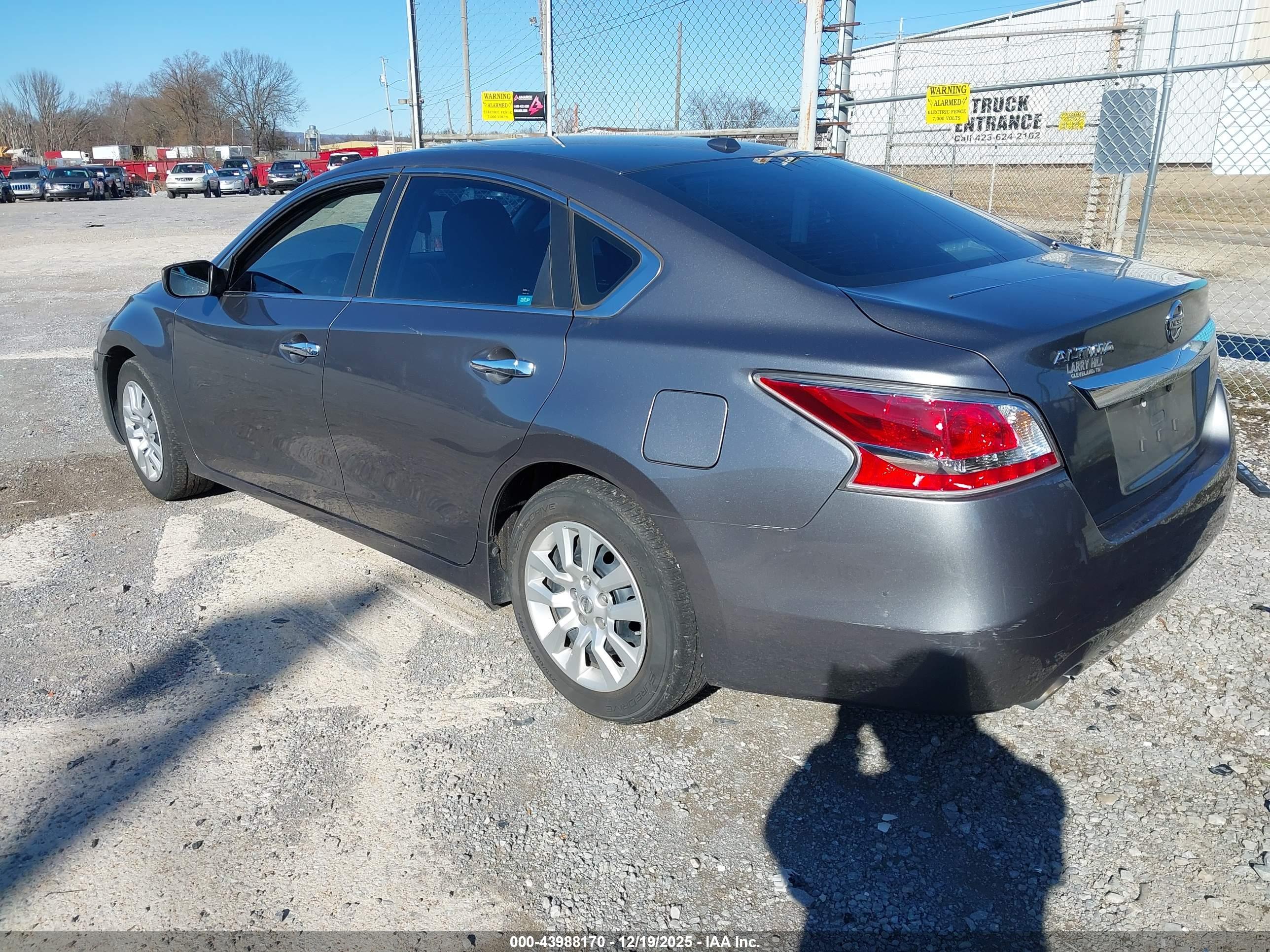 NISSAN ALTIMA image 3