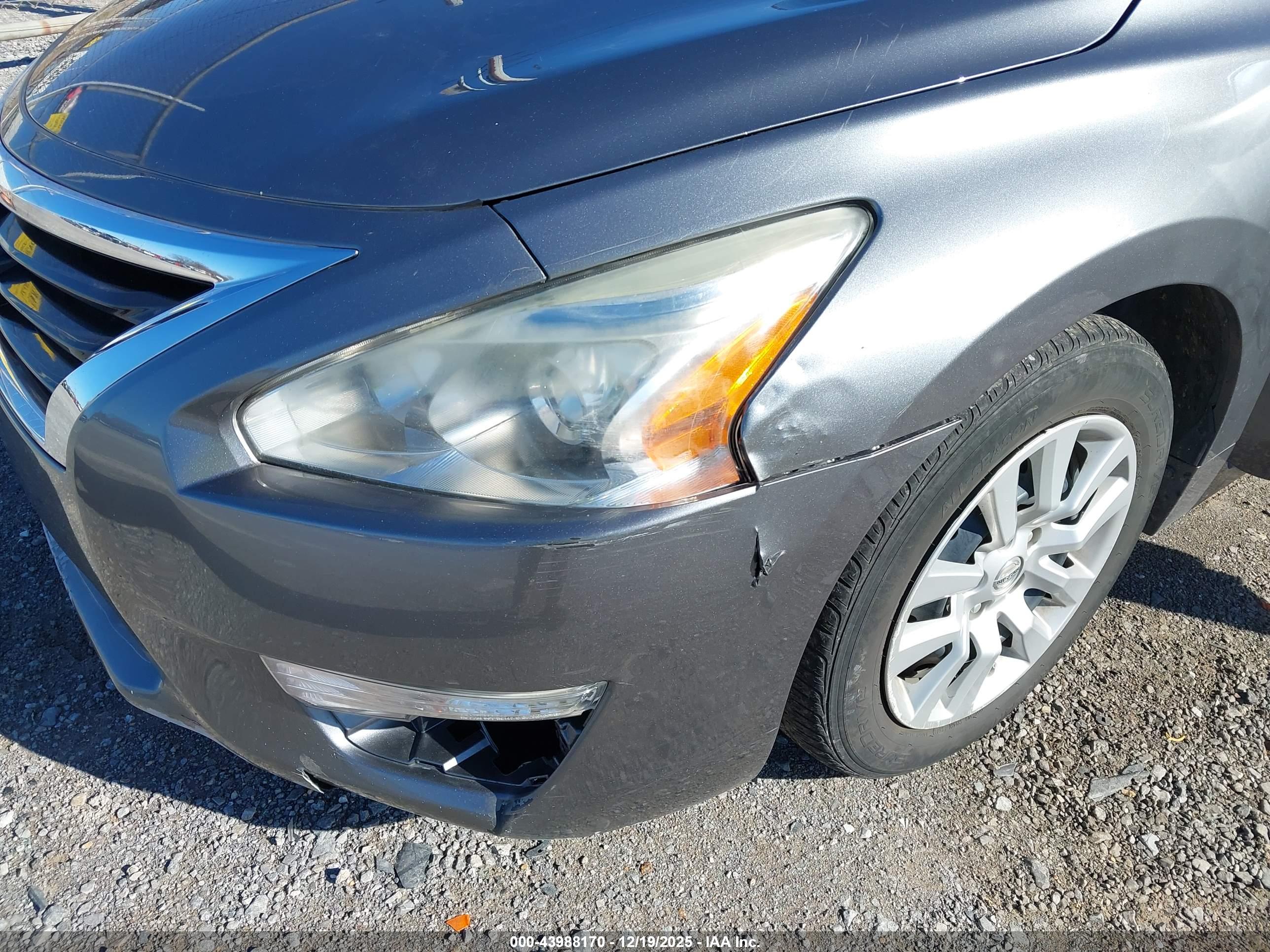 NISSAN ALTIMA image 6