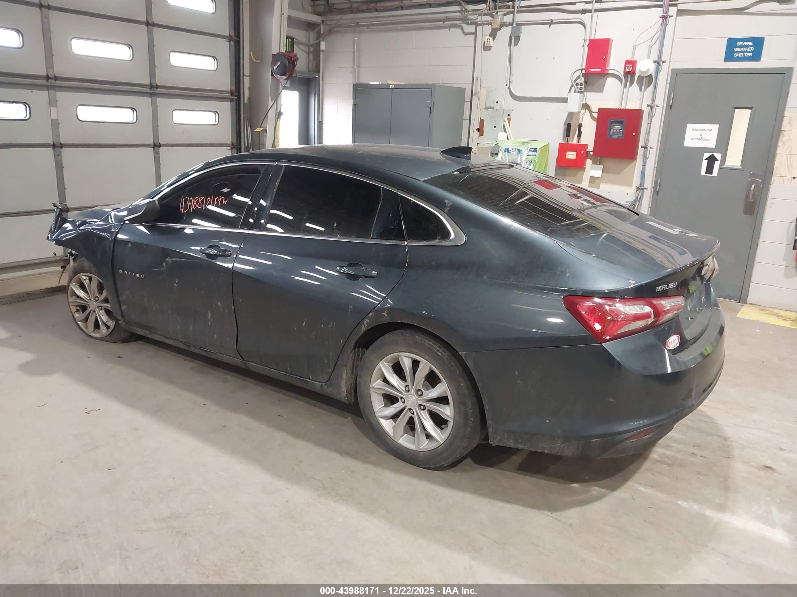 CHEVROLET MALIBU image 3