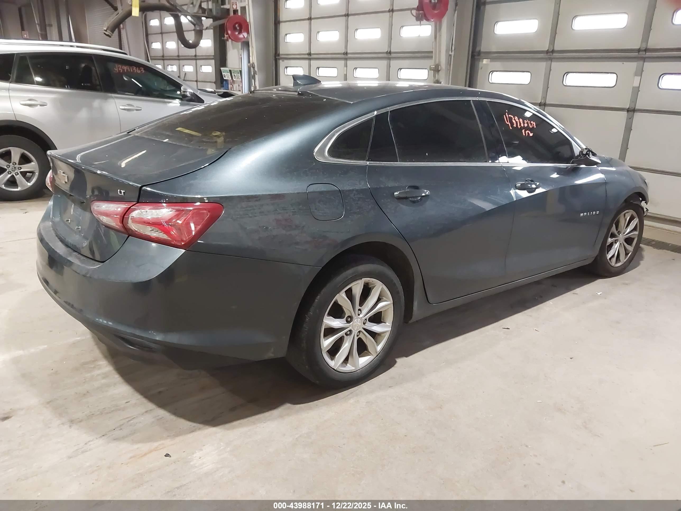 CHEVROLET MALIBU image 4