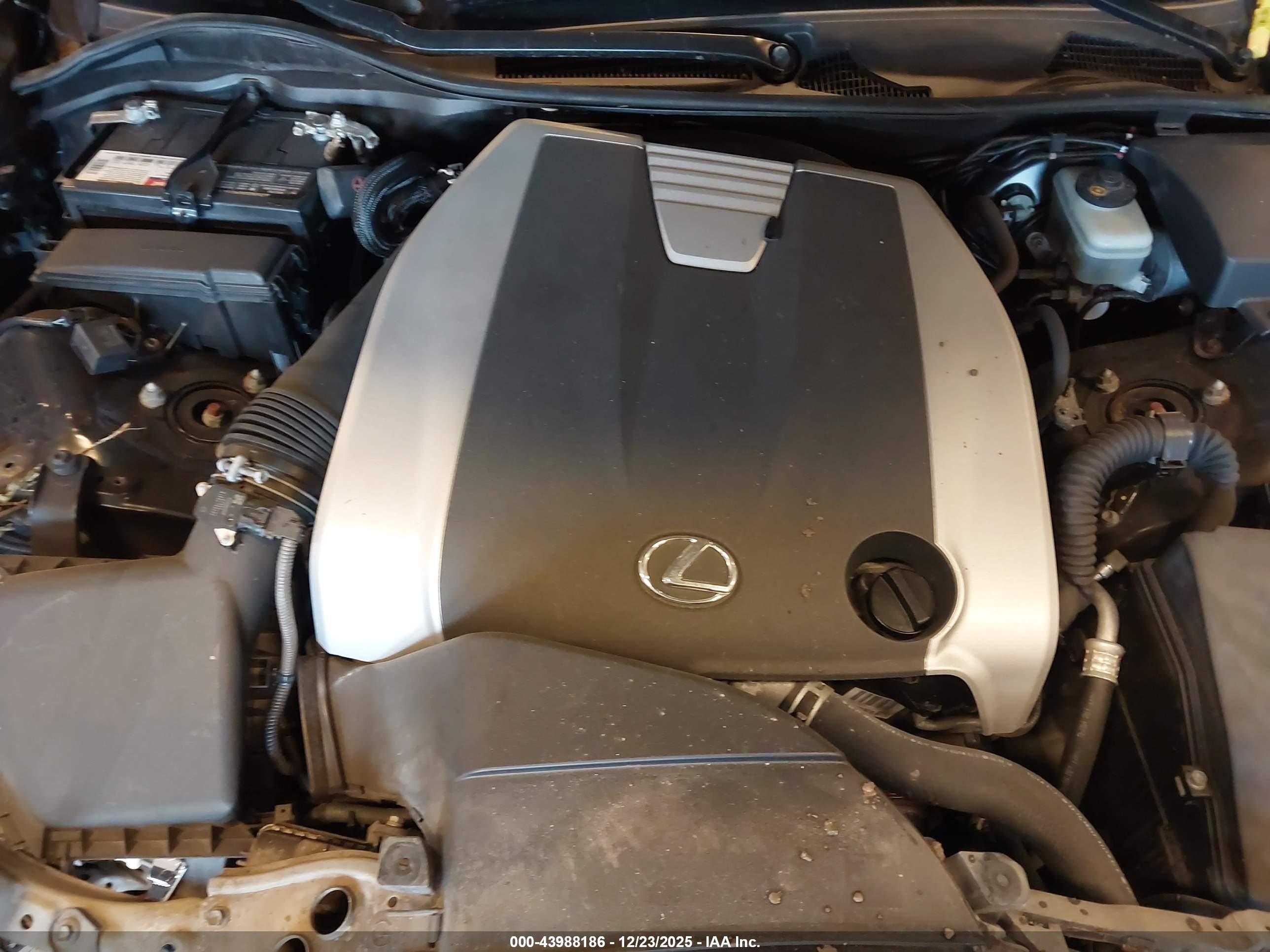LEXUS GS image 10
