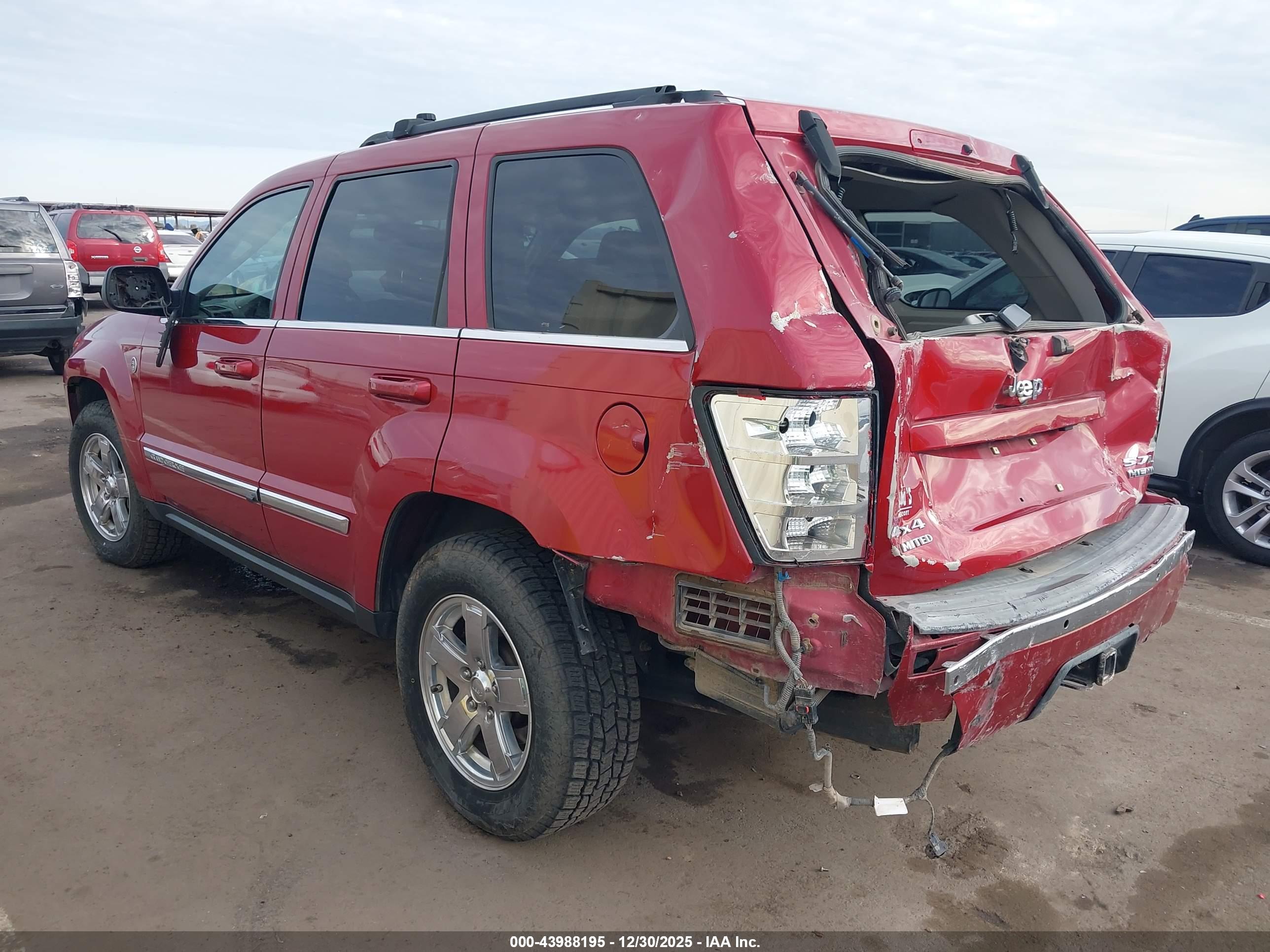 JEEP GRAND image 3