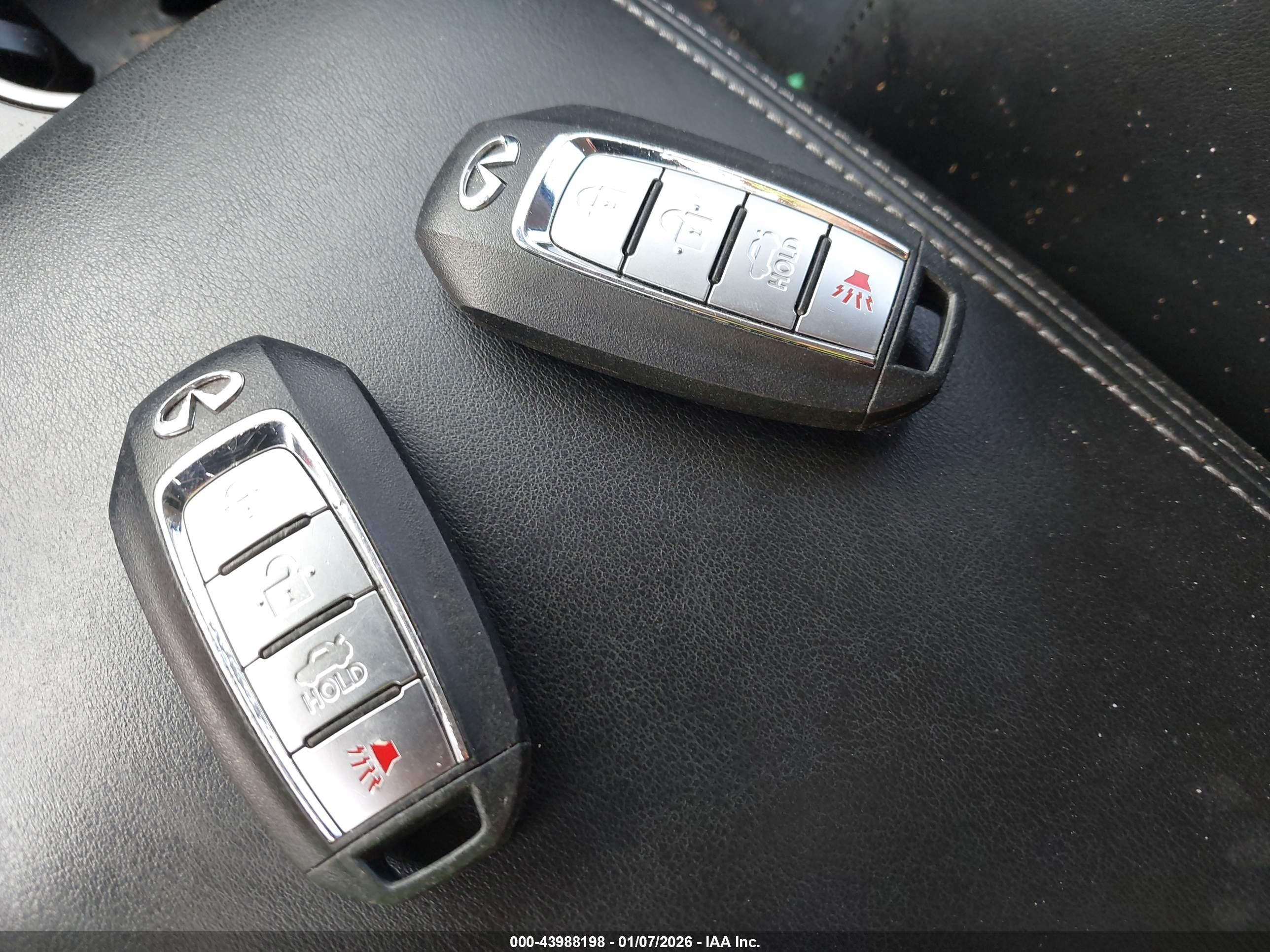 INFINITI Q50 image 11