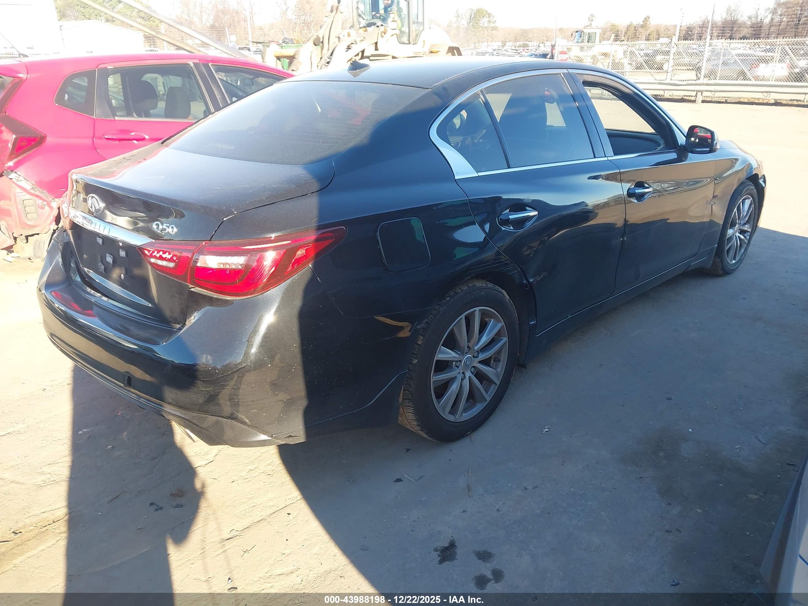 INFINITI Q50 image 4