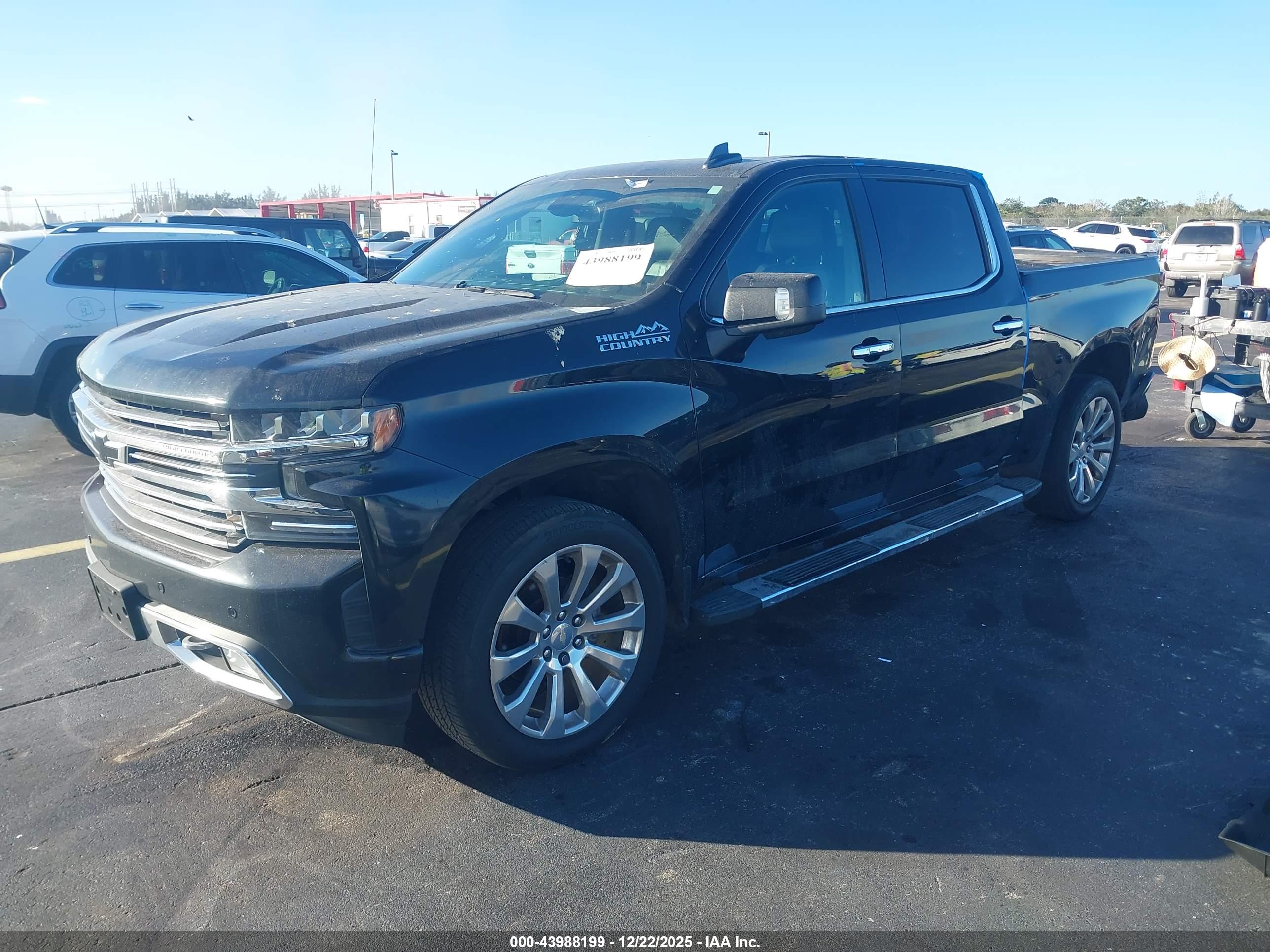 CHEVROLET SILVERADO image 2