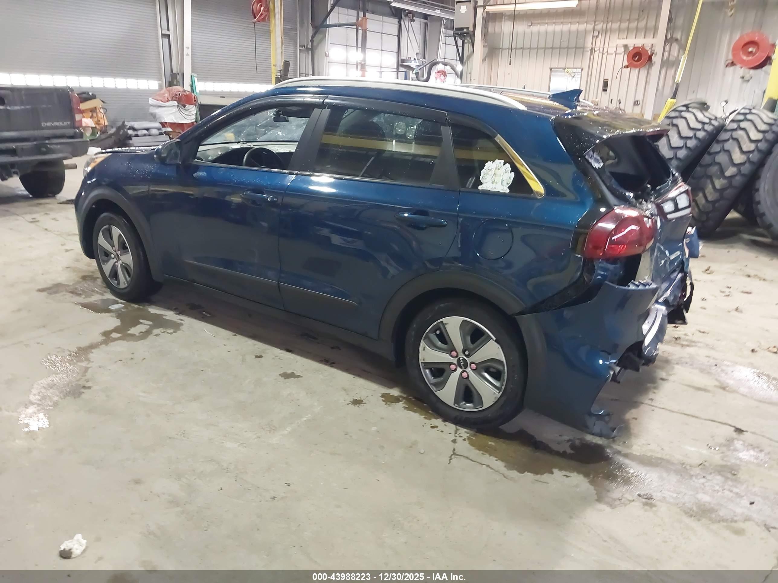 KIA NIRO image 3