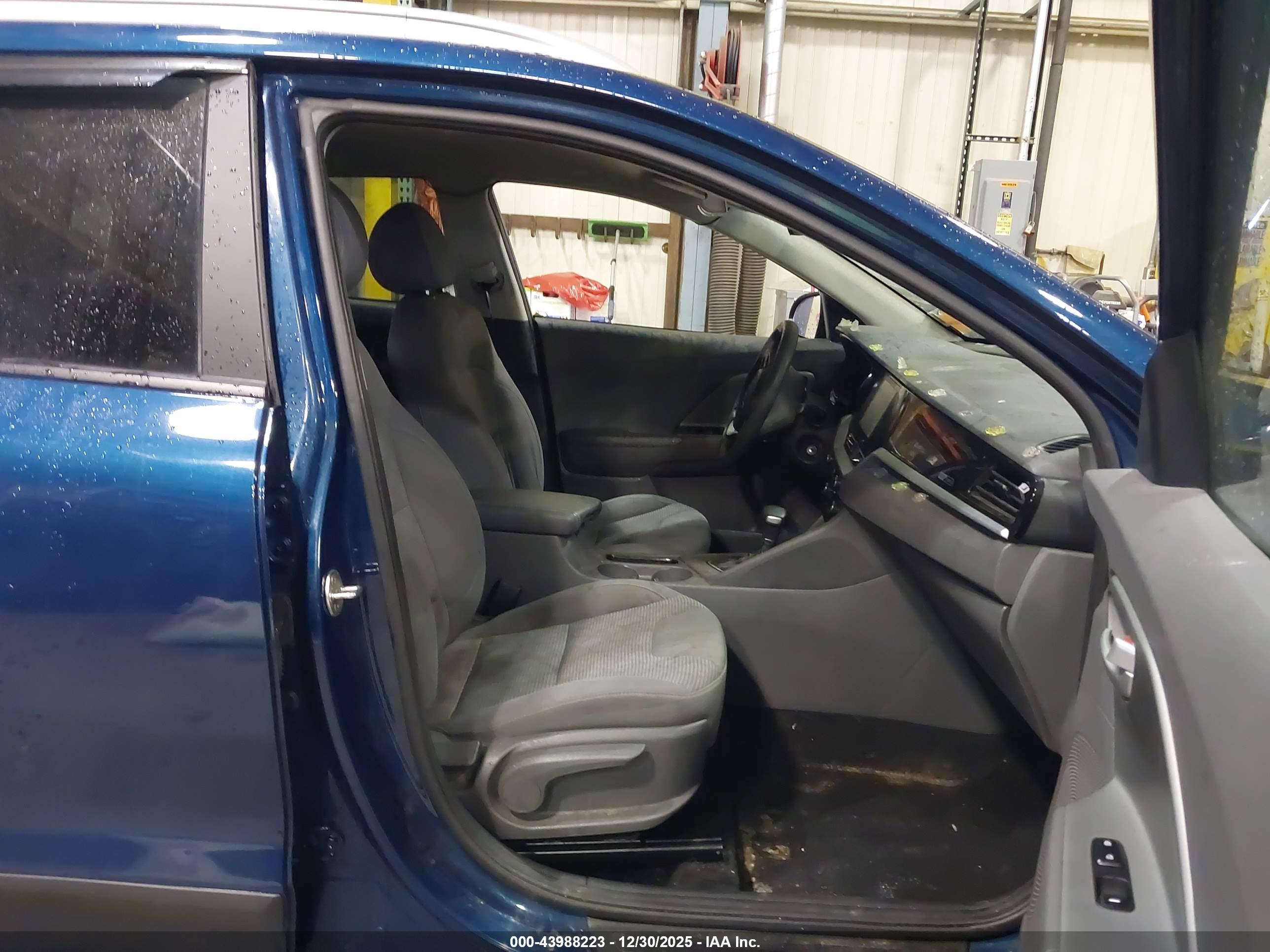 KIA NIRO image 5