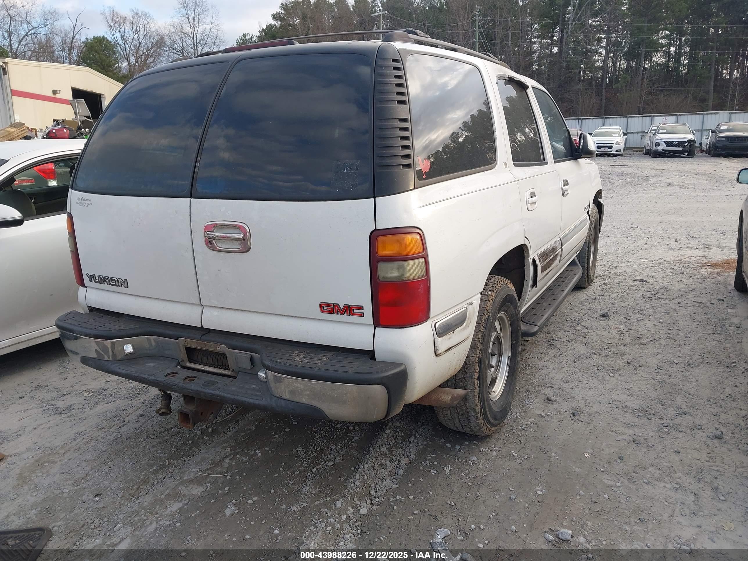 GMC YUKON image 4