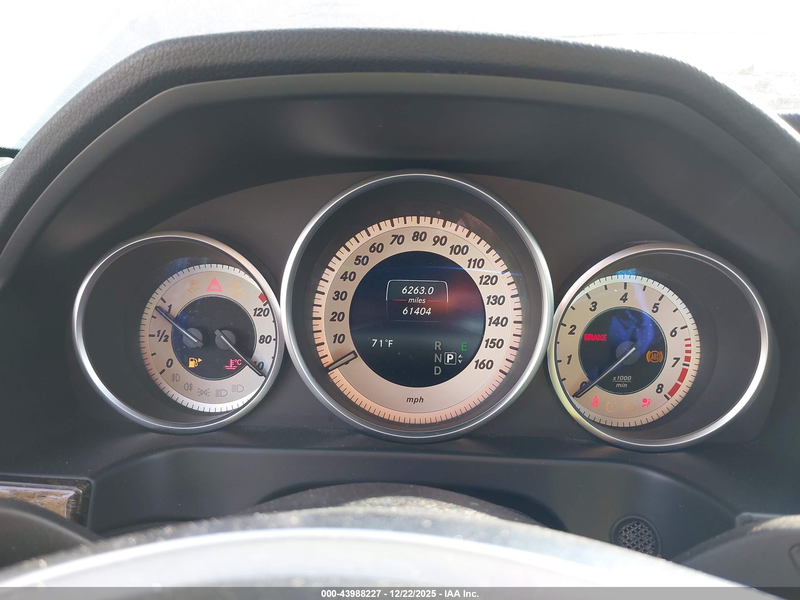MERCEDES-BENZ E image 7