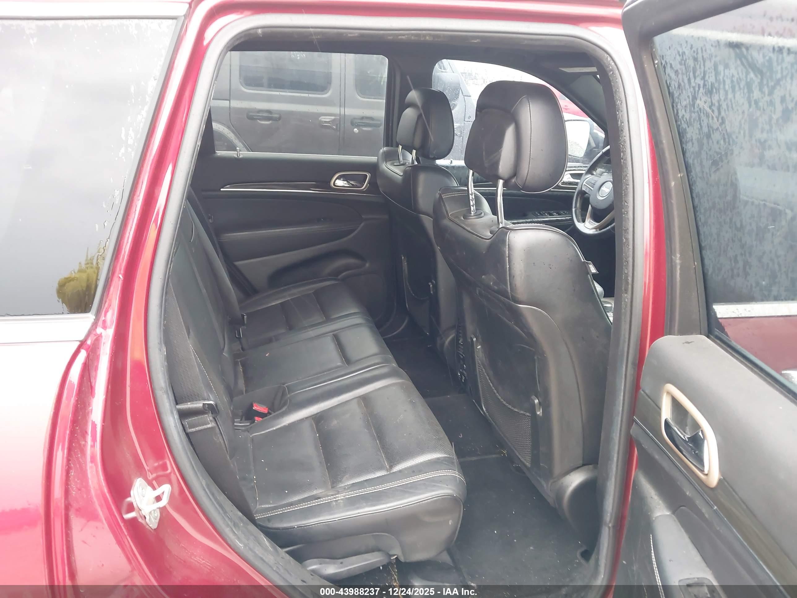 JEEP GRAND image 8