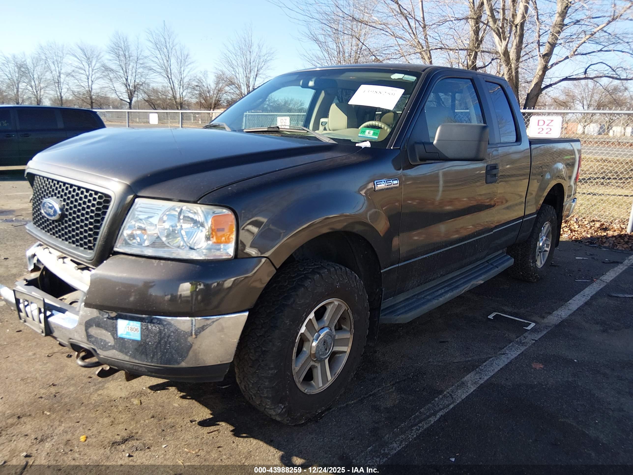 FORD F-150 image 2