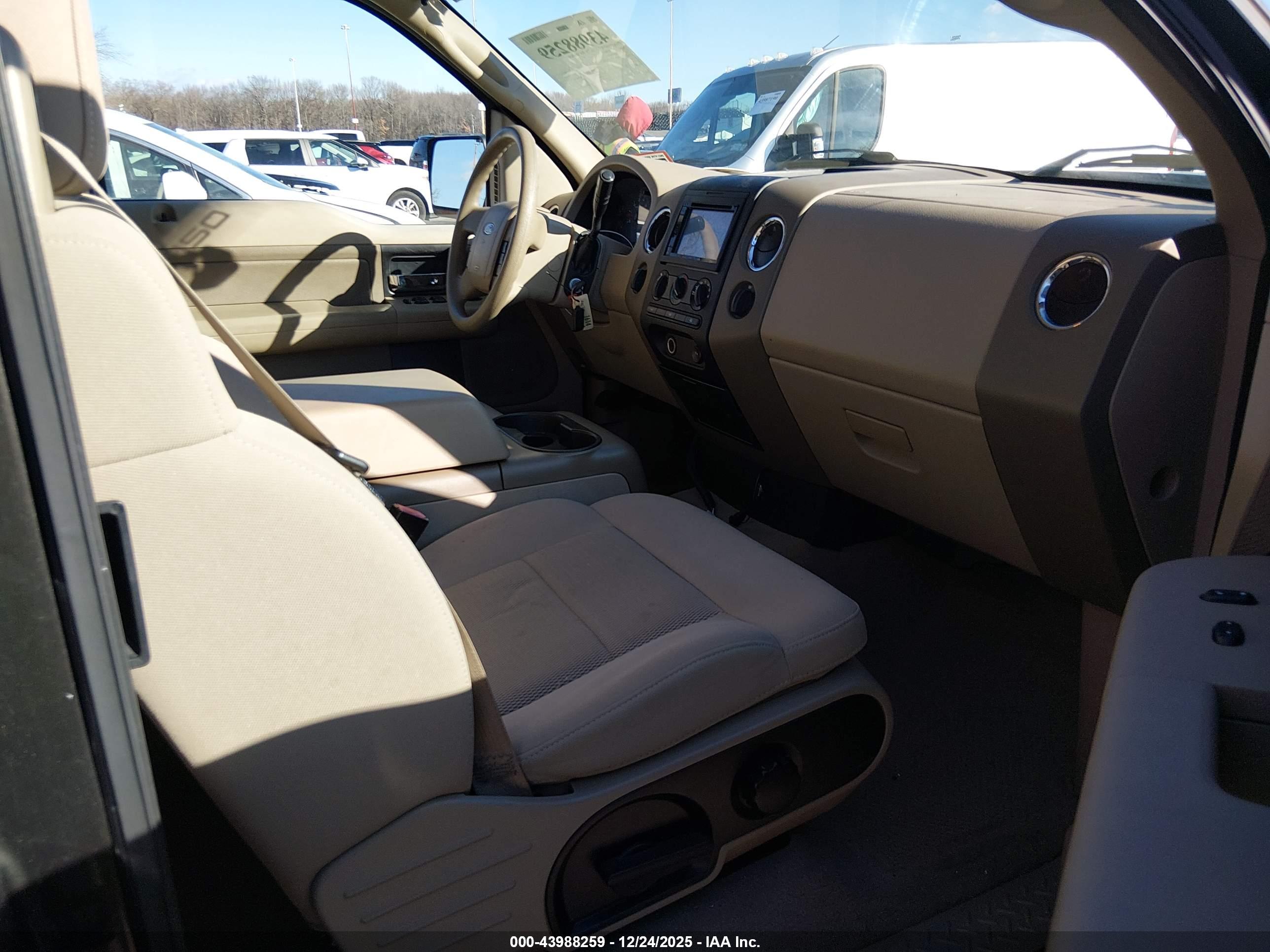 FORD F-150 image 5