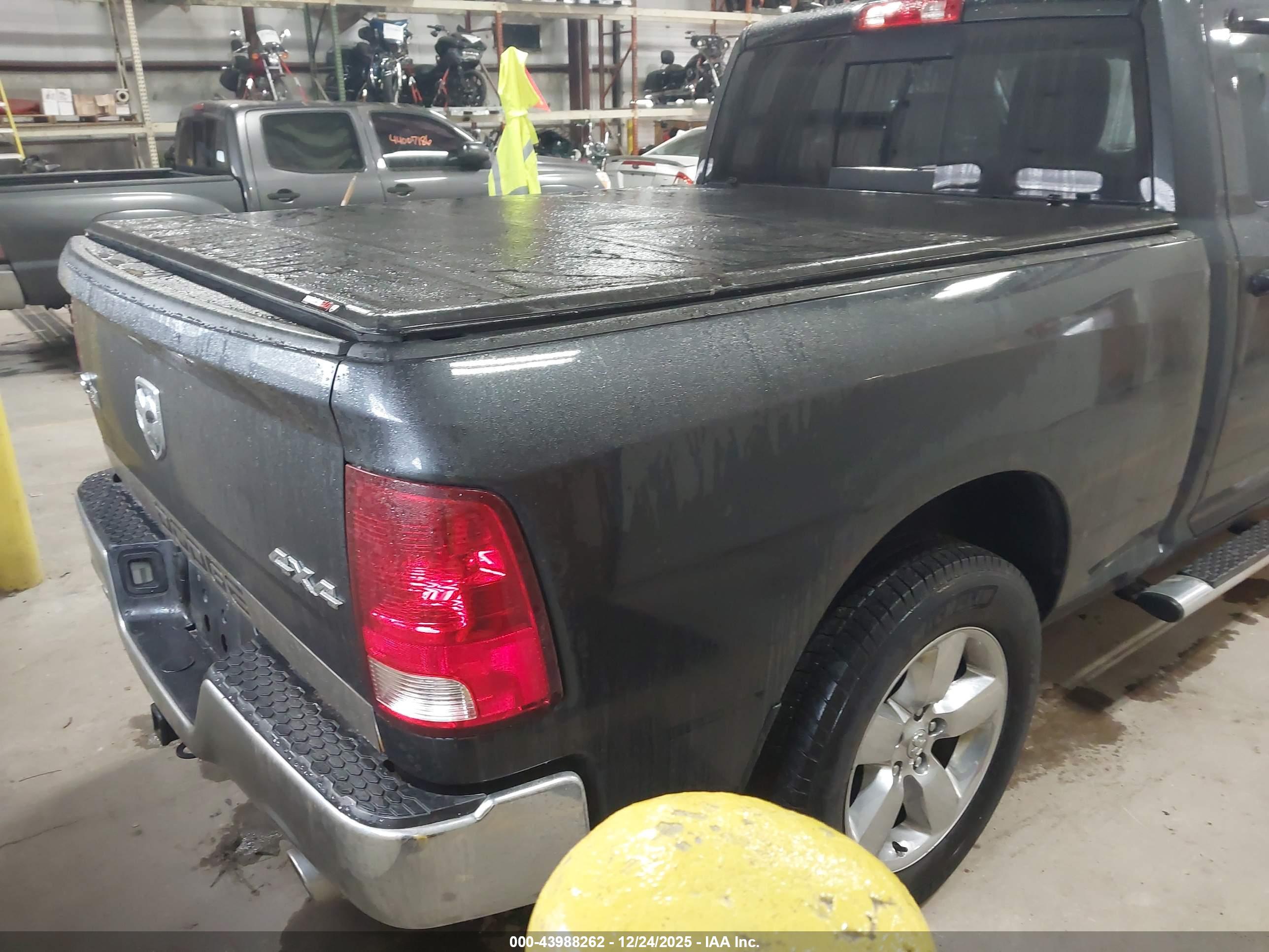 RAM 1500 image 4