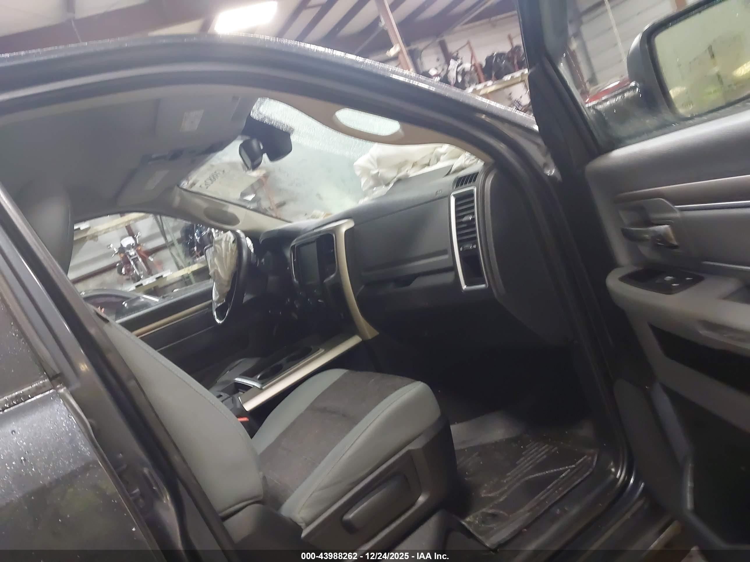 RAM 1500 image 5