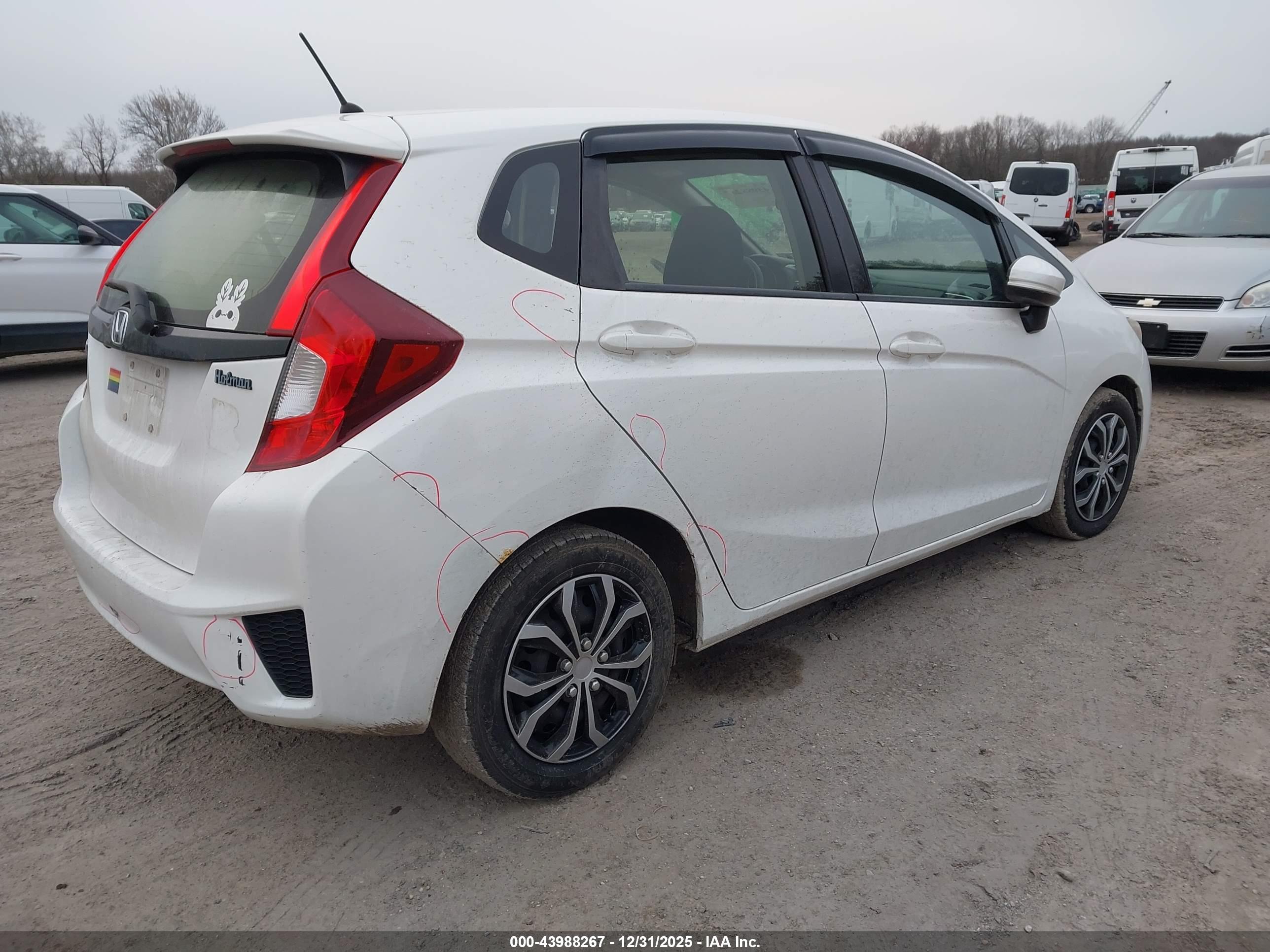 HONDA FIT image 4