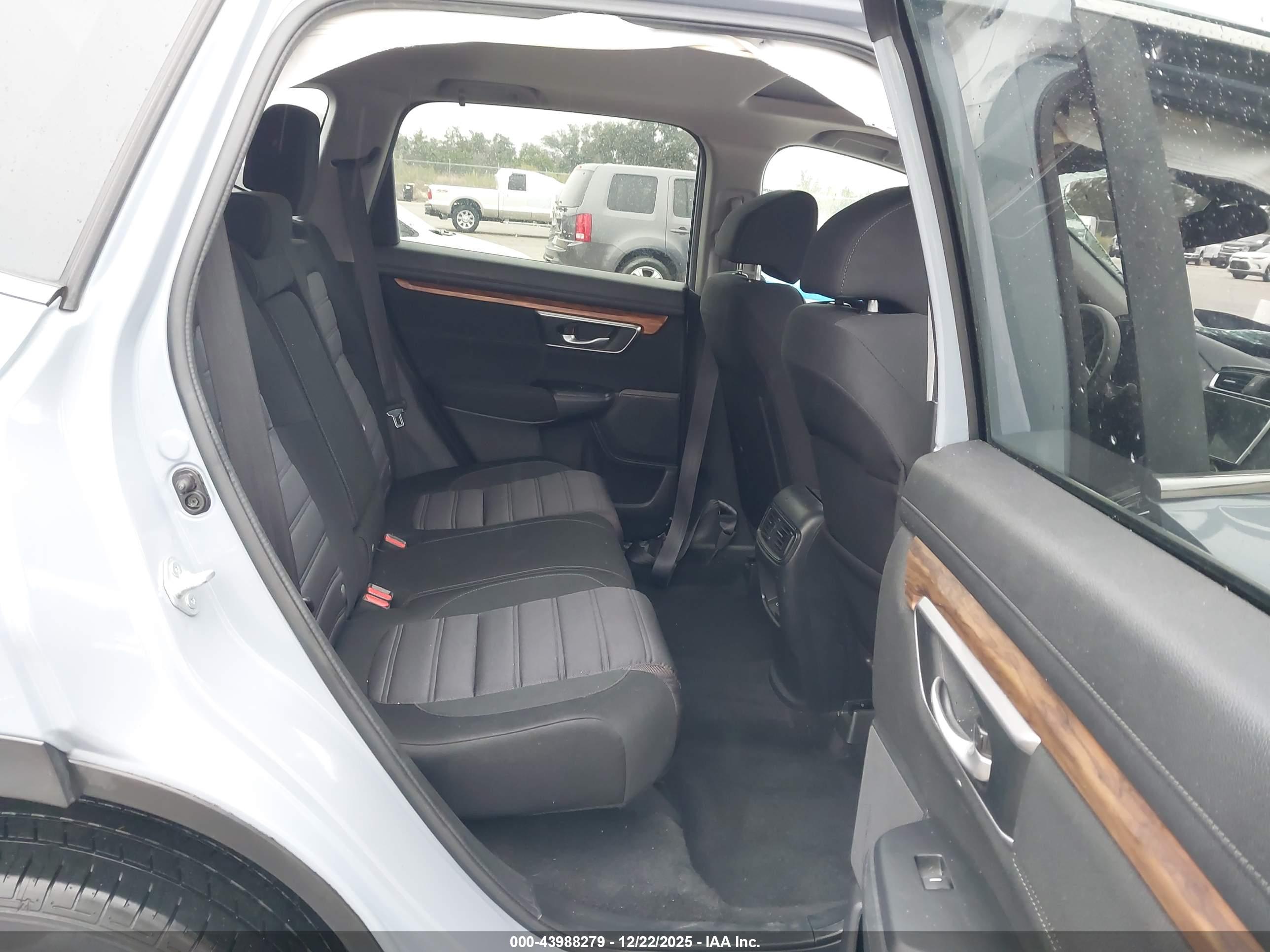 HONDA CR-V image 8